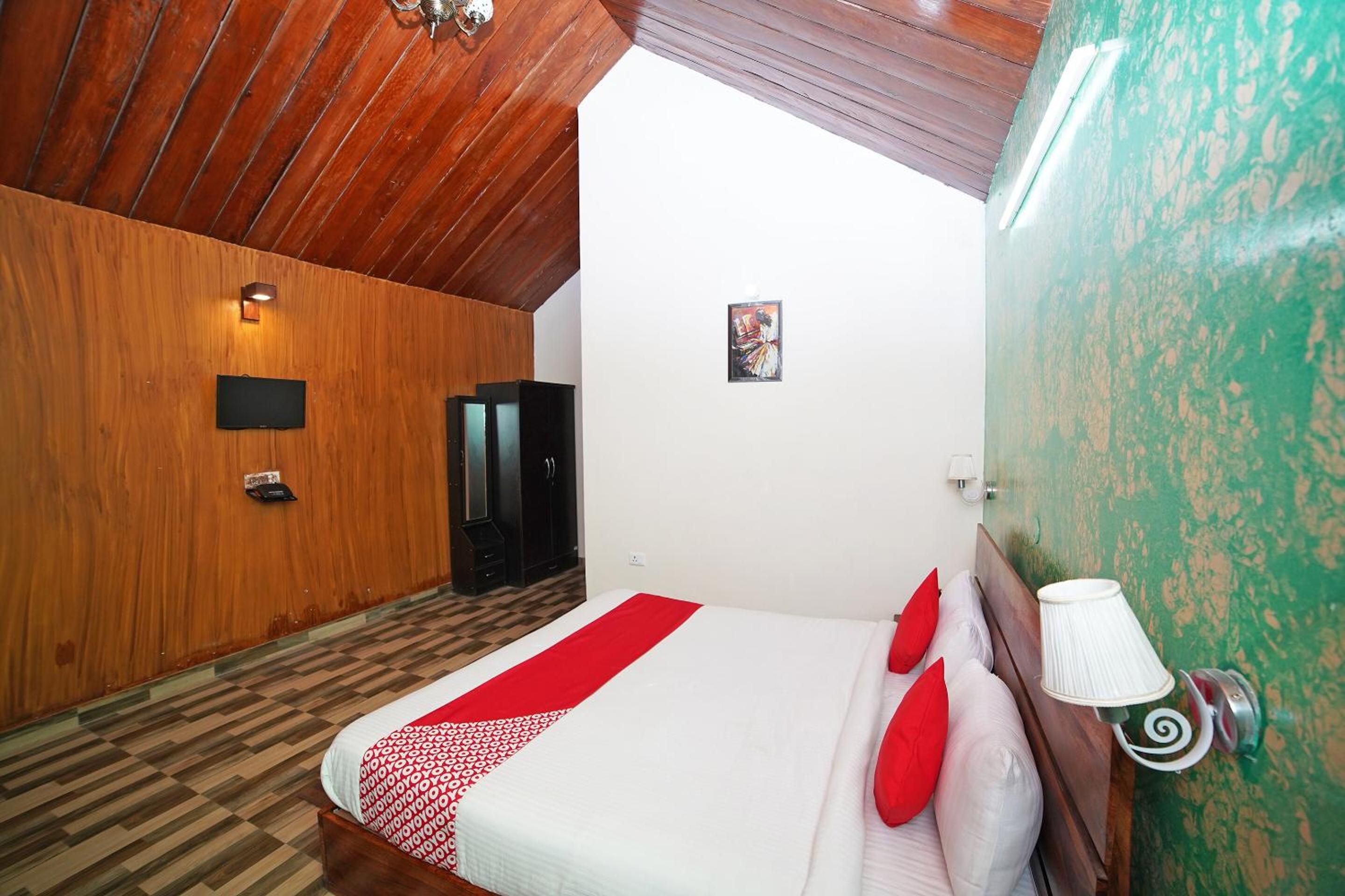Deluxe Triple Room - Photo 10