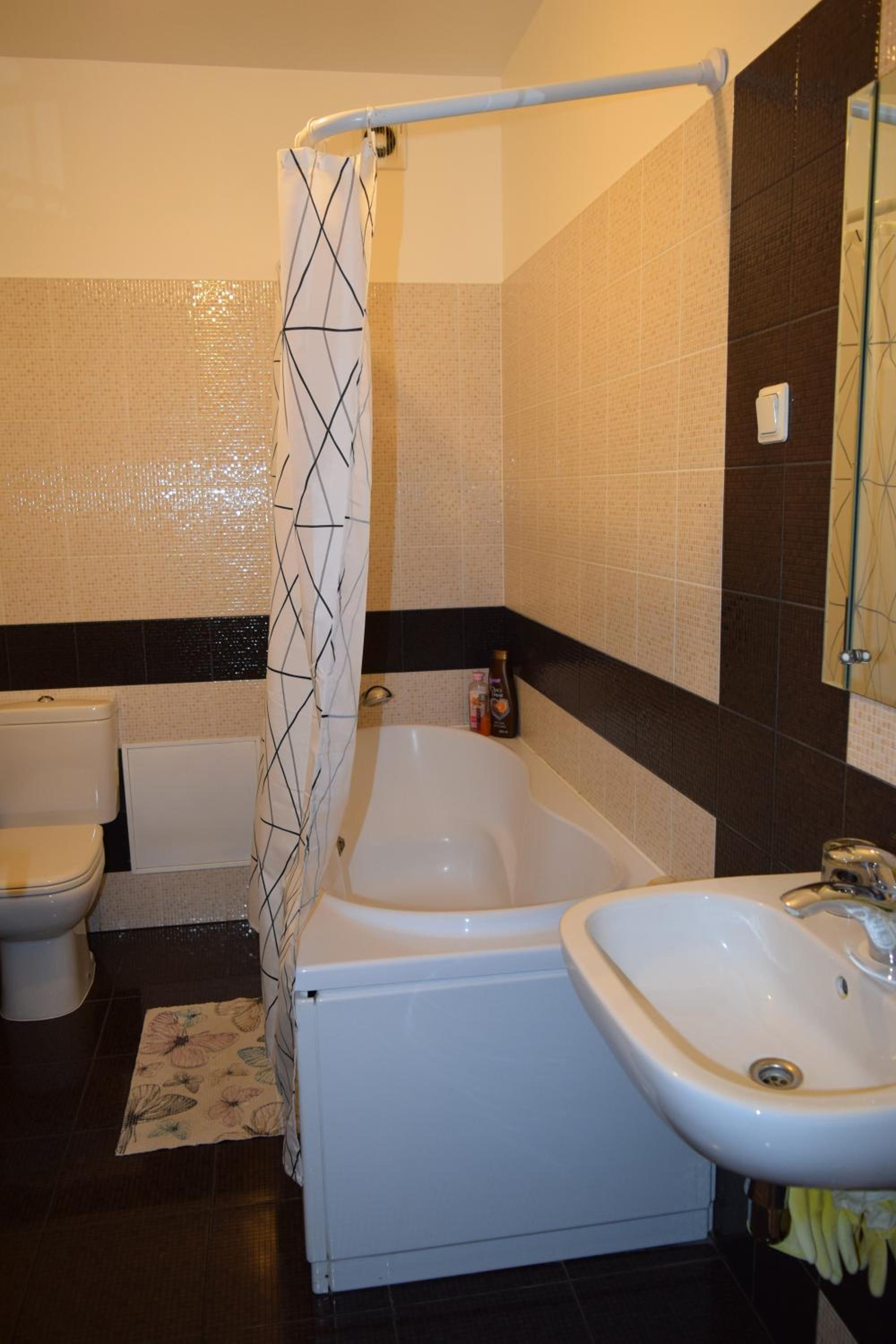 Apartment - Photo 19