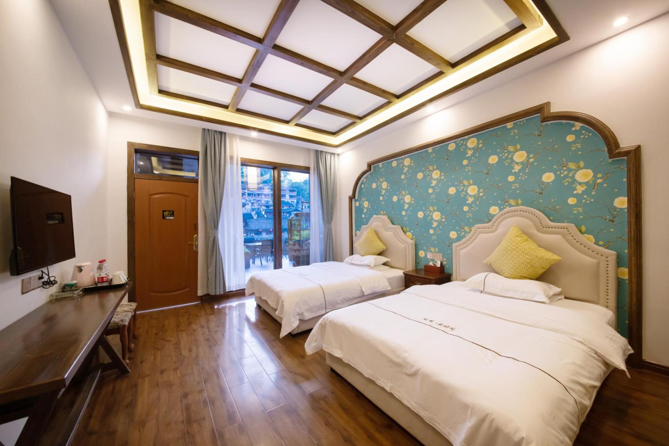 Superior Twin Room with Garden View photo 2
