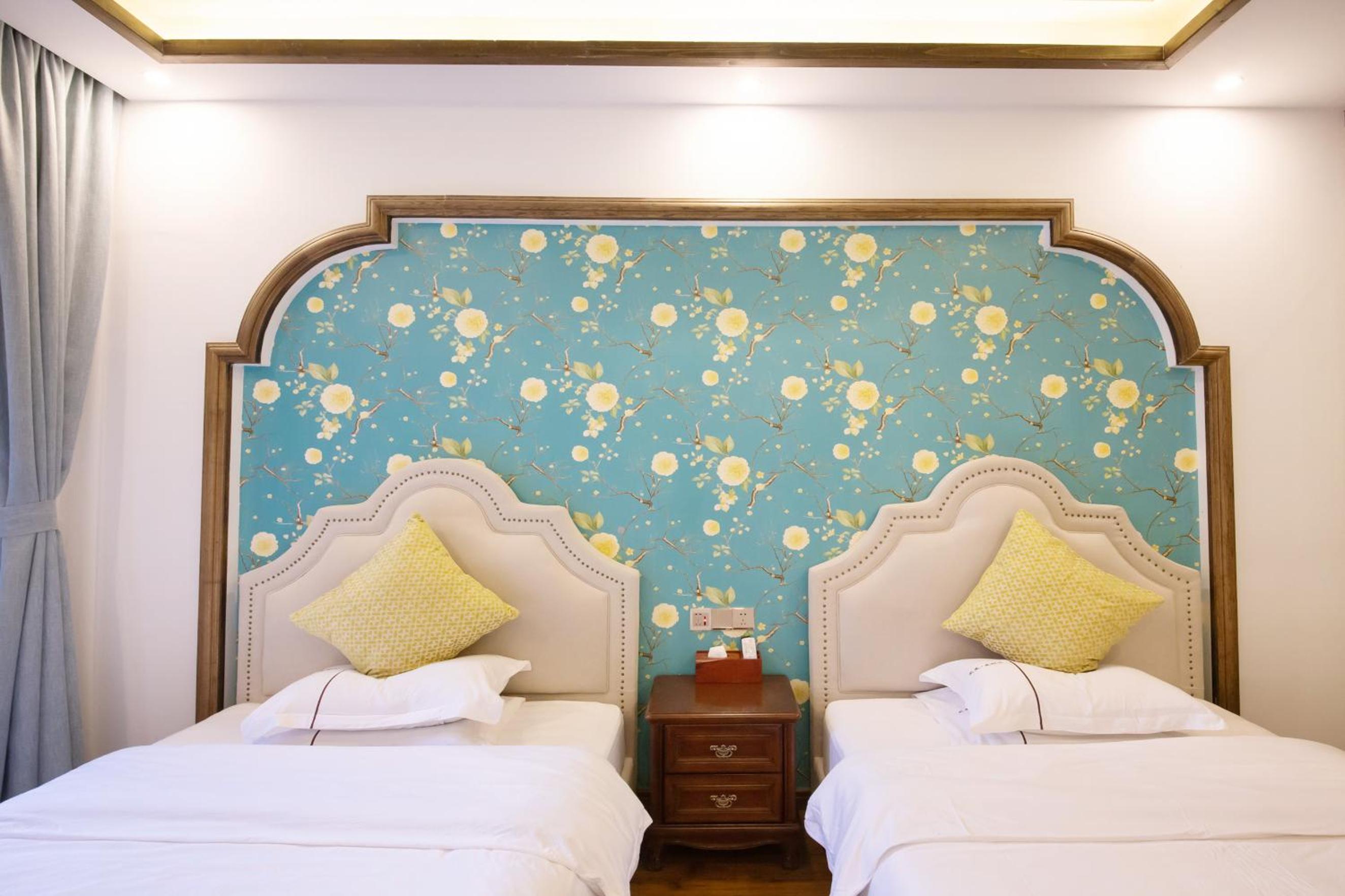 Superior Twin Room with Garden View photo 3