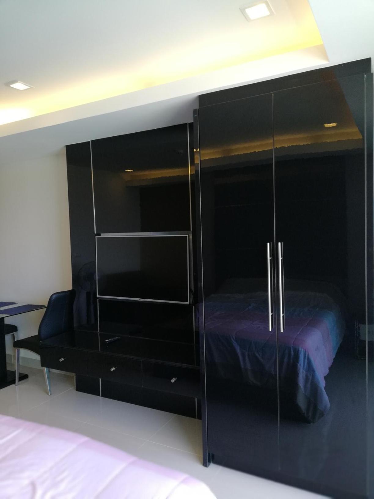 Apartment with Sea View photo 3