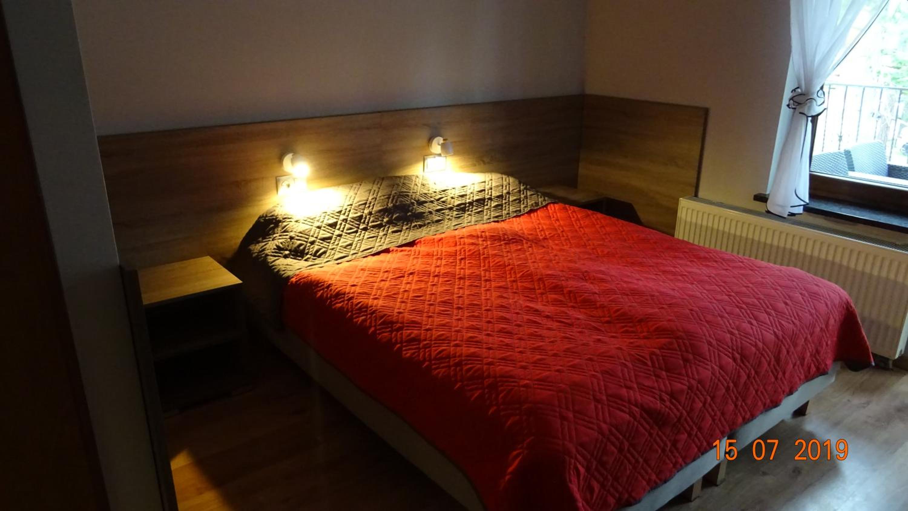 Quadruple Room with Balcony - Photo 3