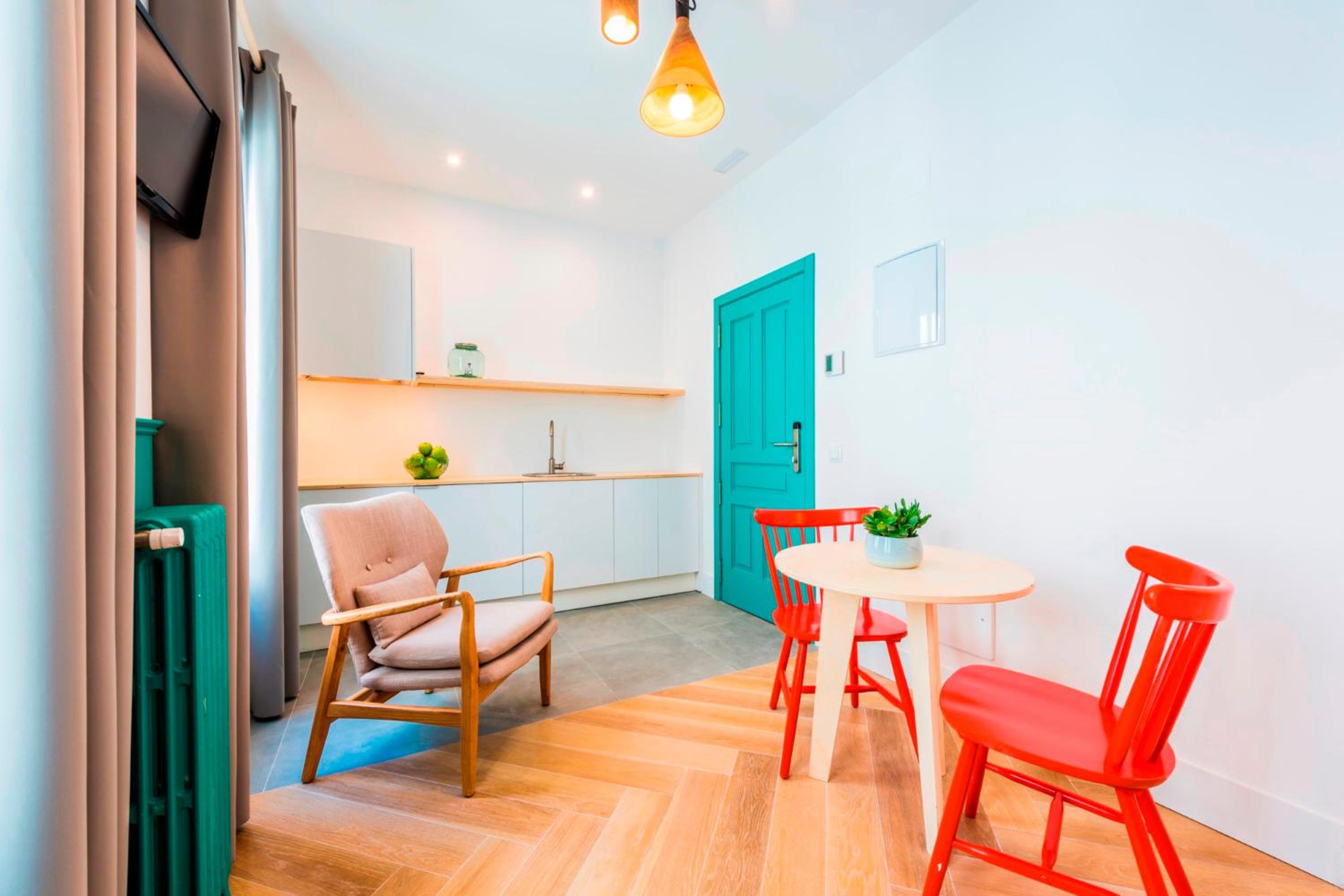 Studio Apartment photo 3