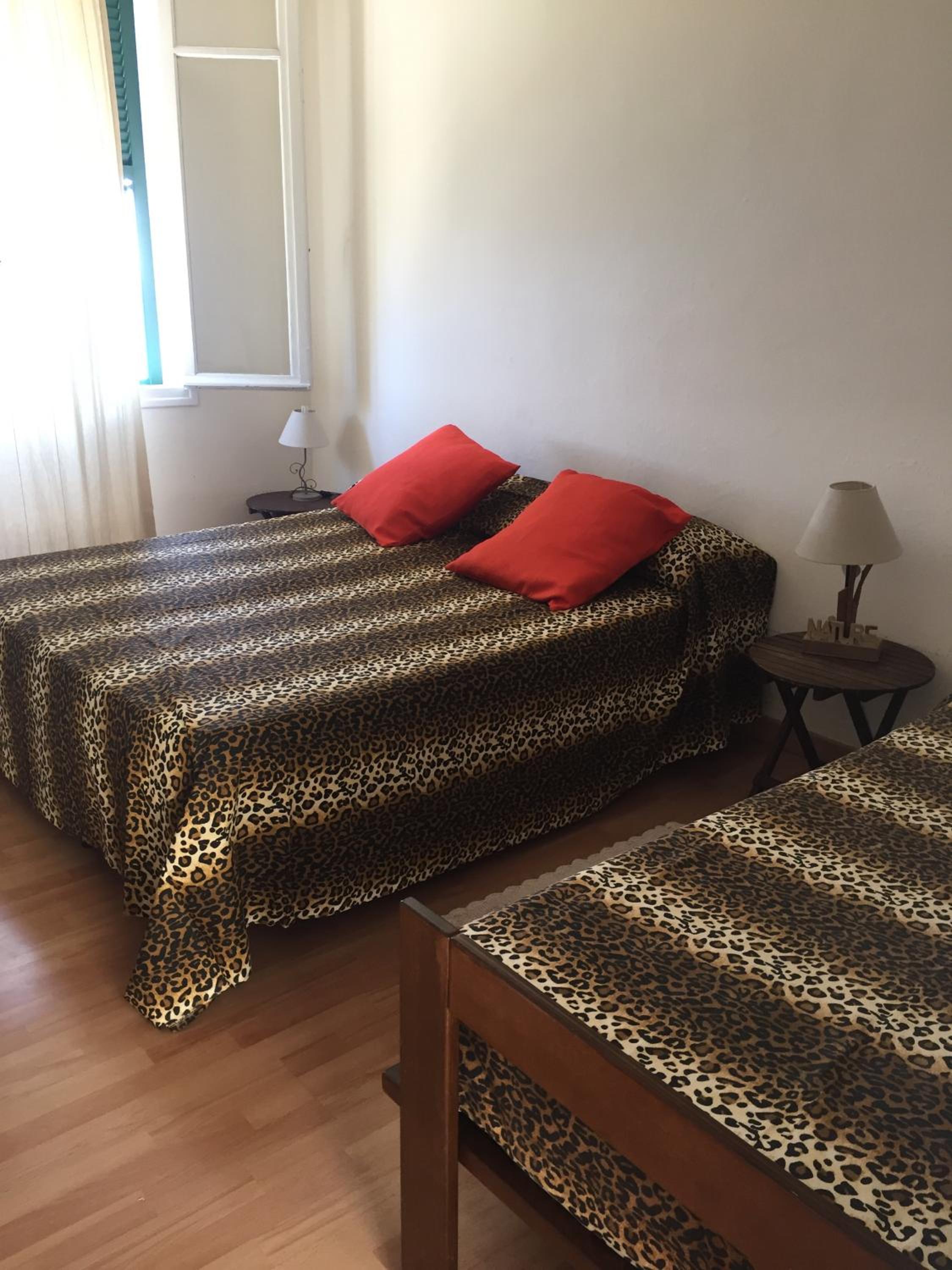 Standard Triple Room with Sea View
