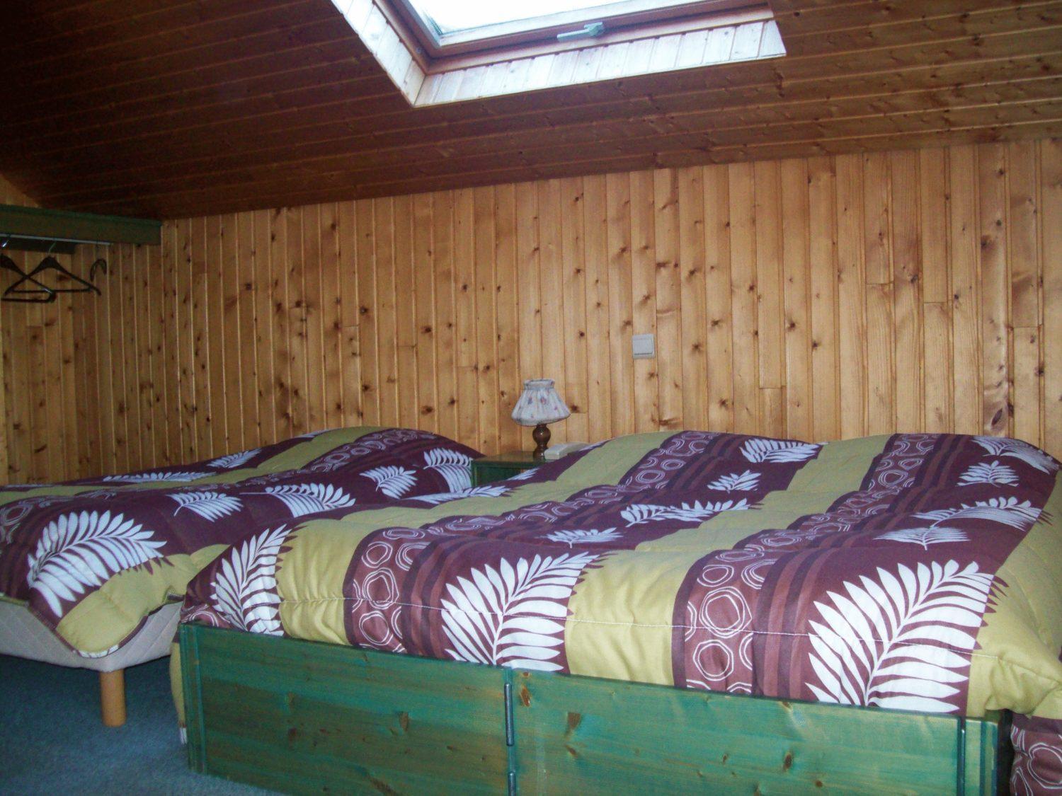 Triple Room - Stair Access Only - Photo 2