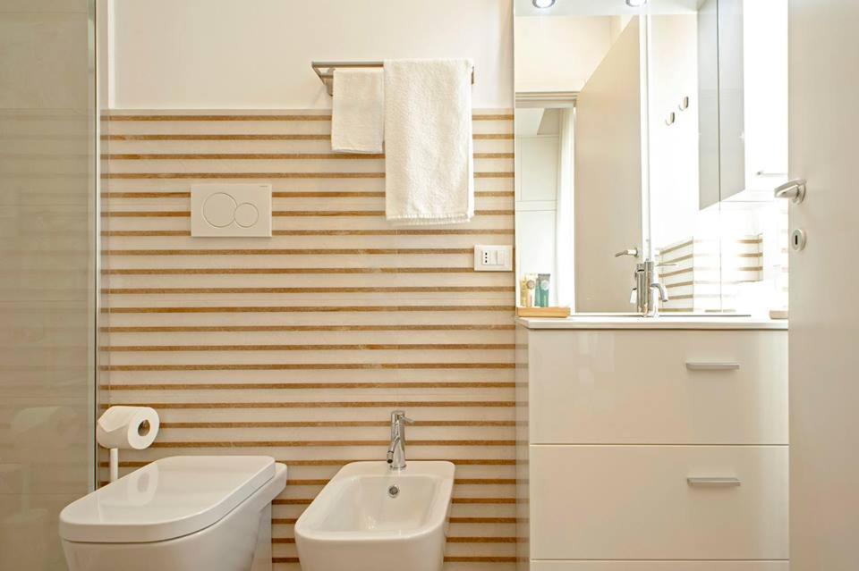 Double Room - Photo 8