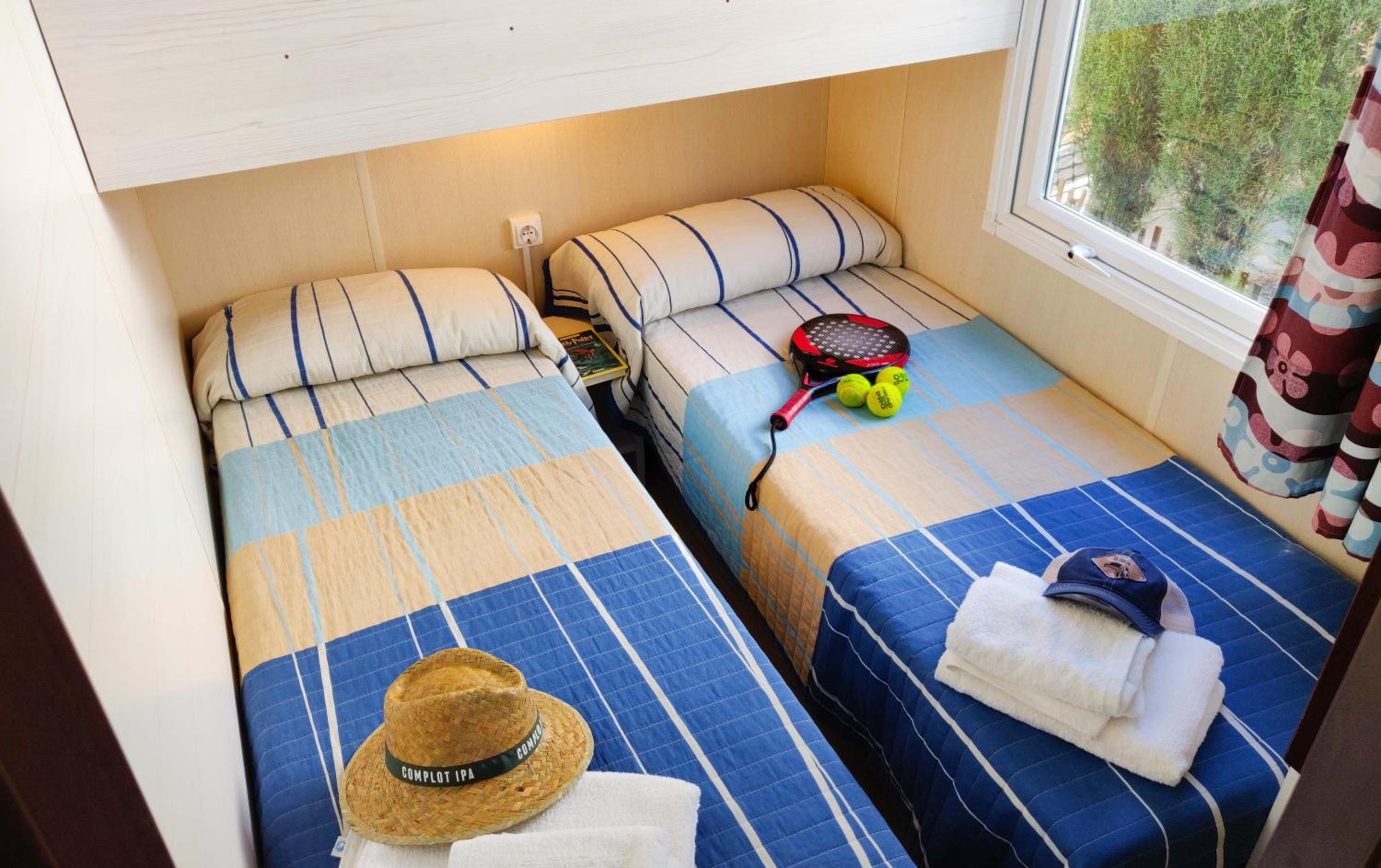 Mobile Home photo 2