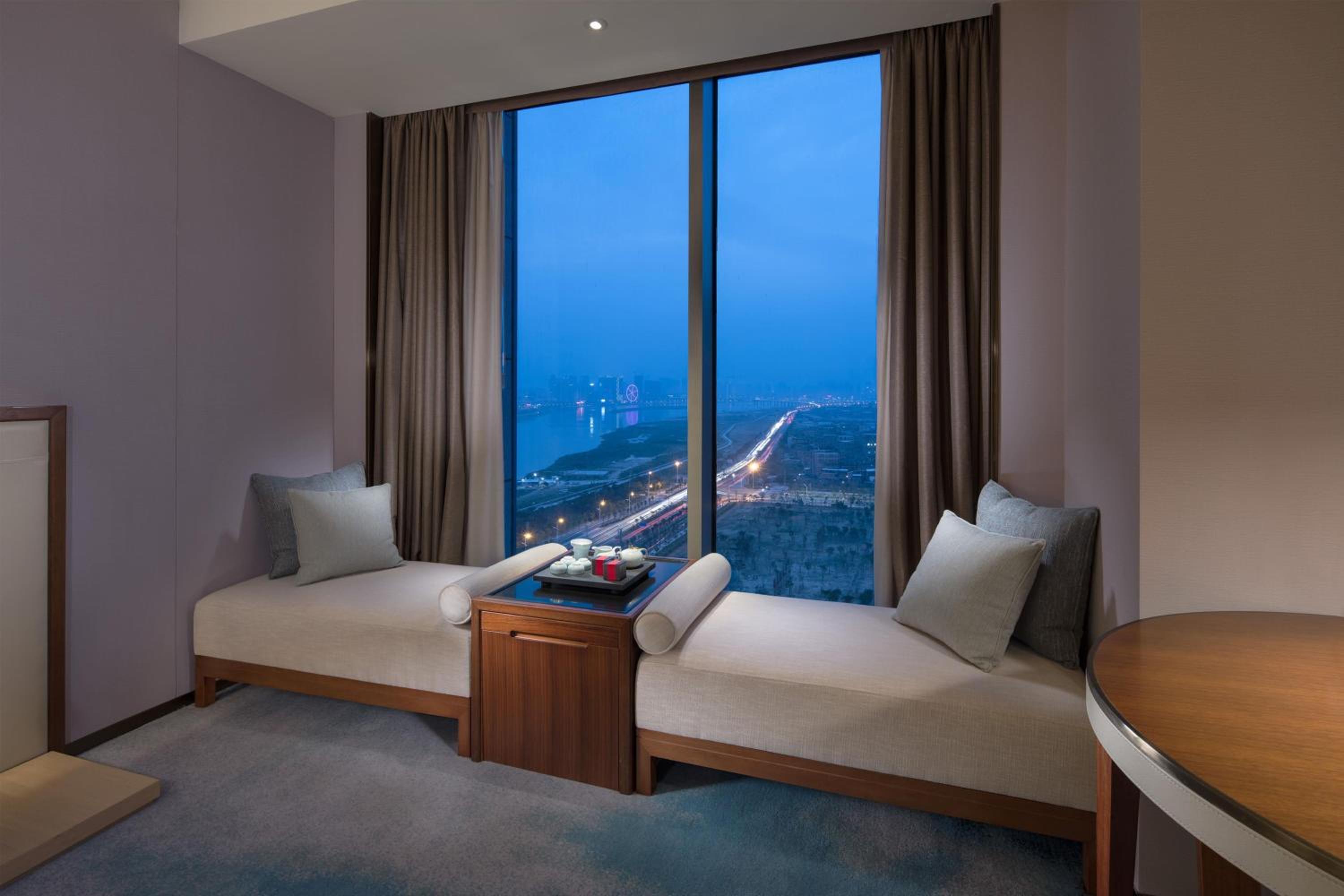 Junior Twin Room with River View