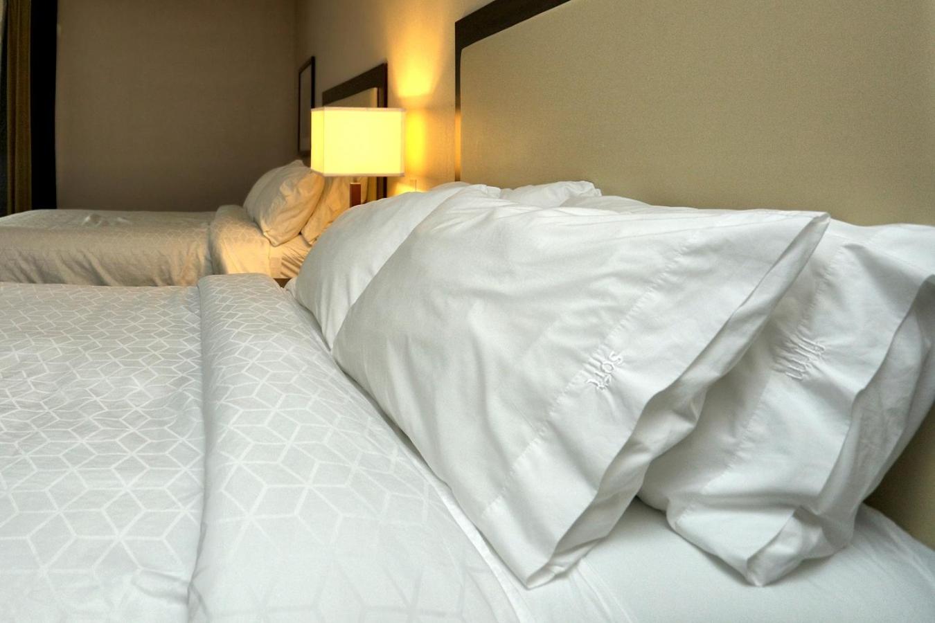 Standard Queen Room with Two Queen Beds and Mobility Accessible Roll-In Shower - Photo 2