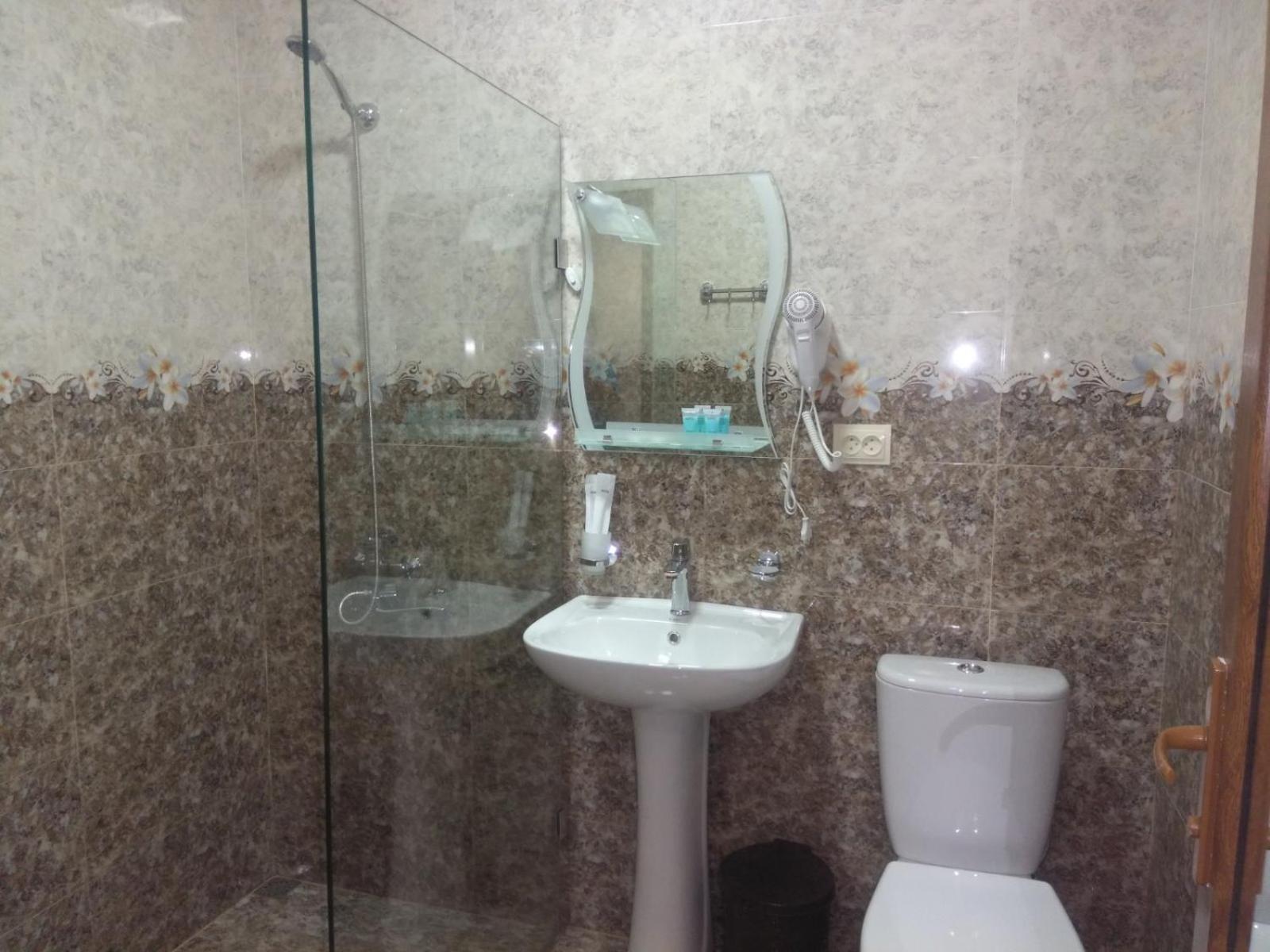 Double or Twin Room with View photo 2
