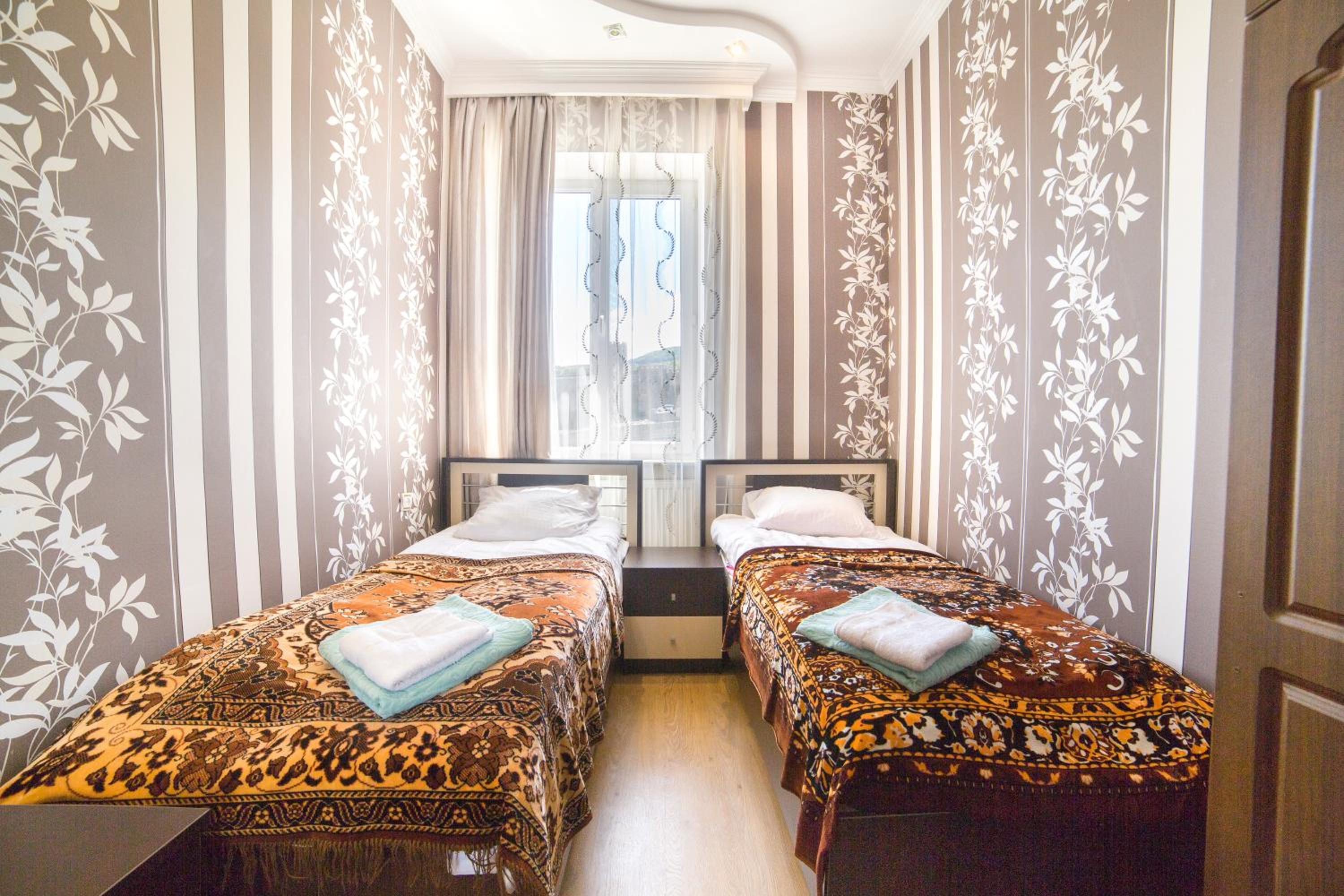 Standard Twin Room photo 2