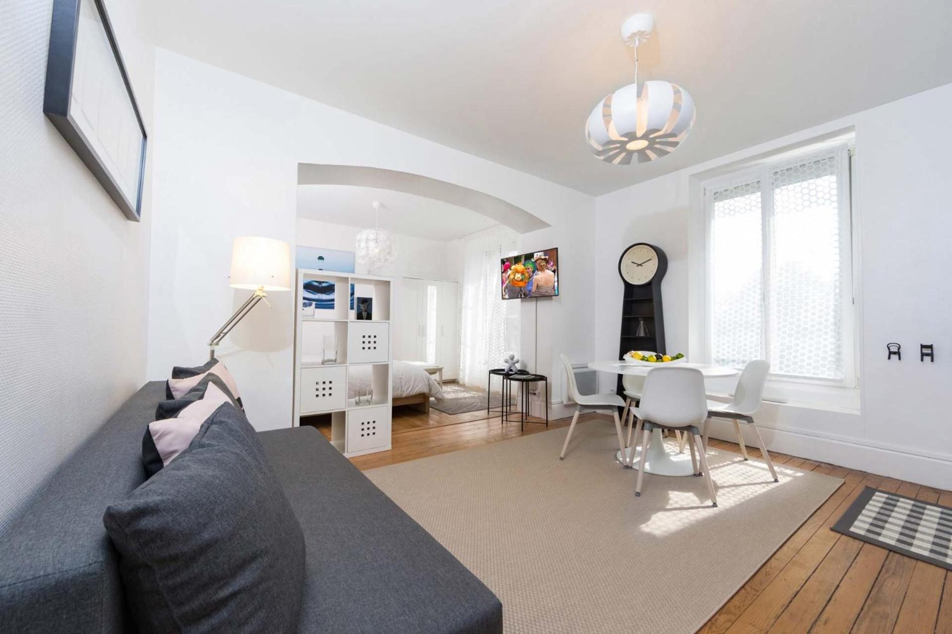 Superior Apartment photo 2