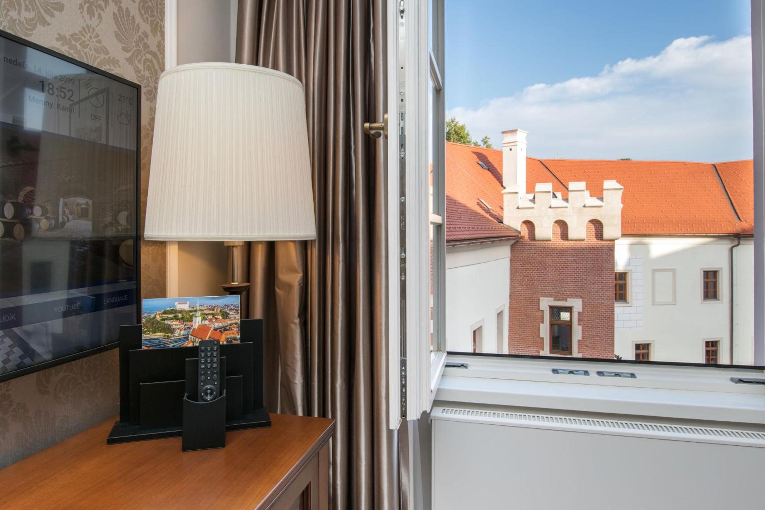 Premiere Double Room photo 3