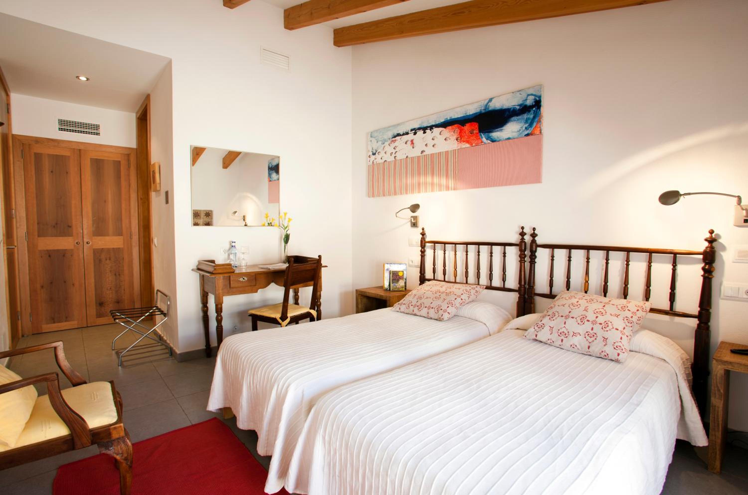 Double Room - Photo 10