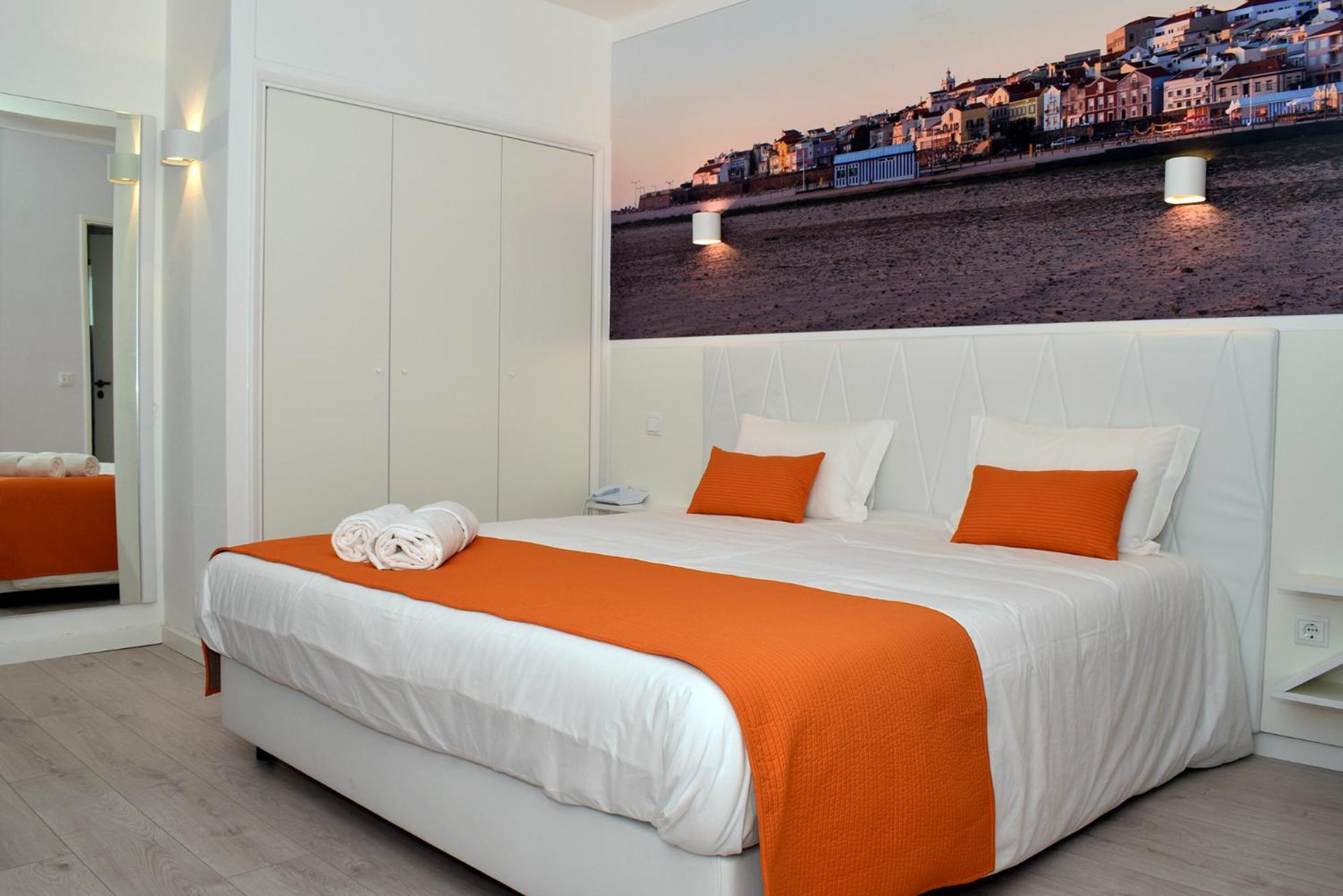 Superior Suite - Photo 8