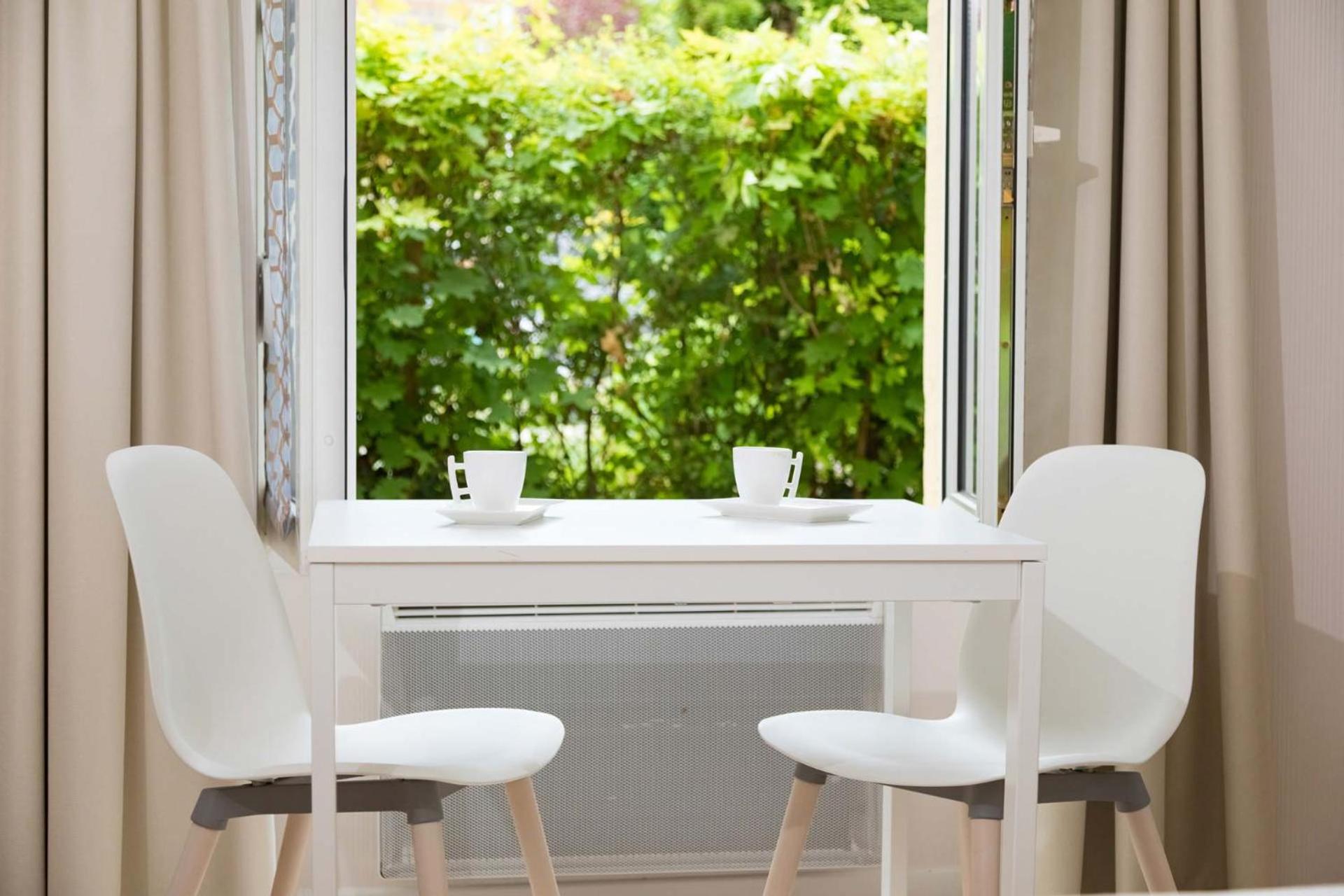 Apartment with Terrace photo 1