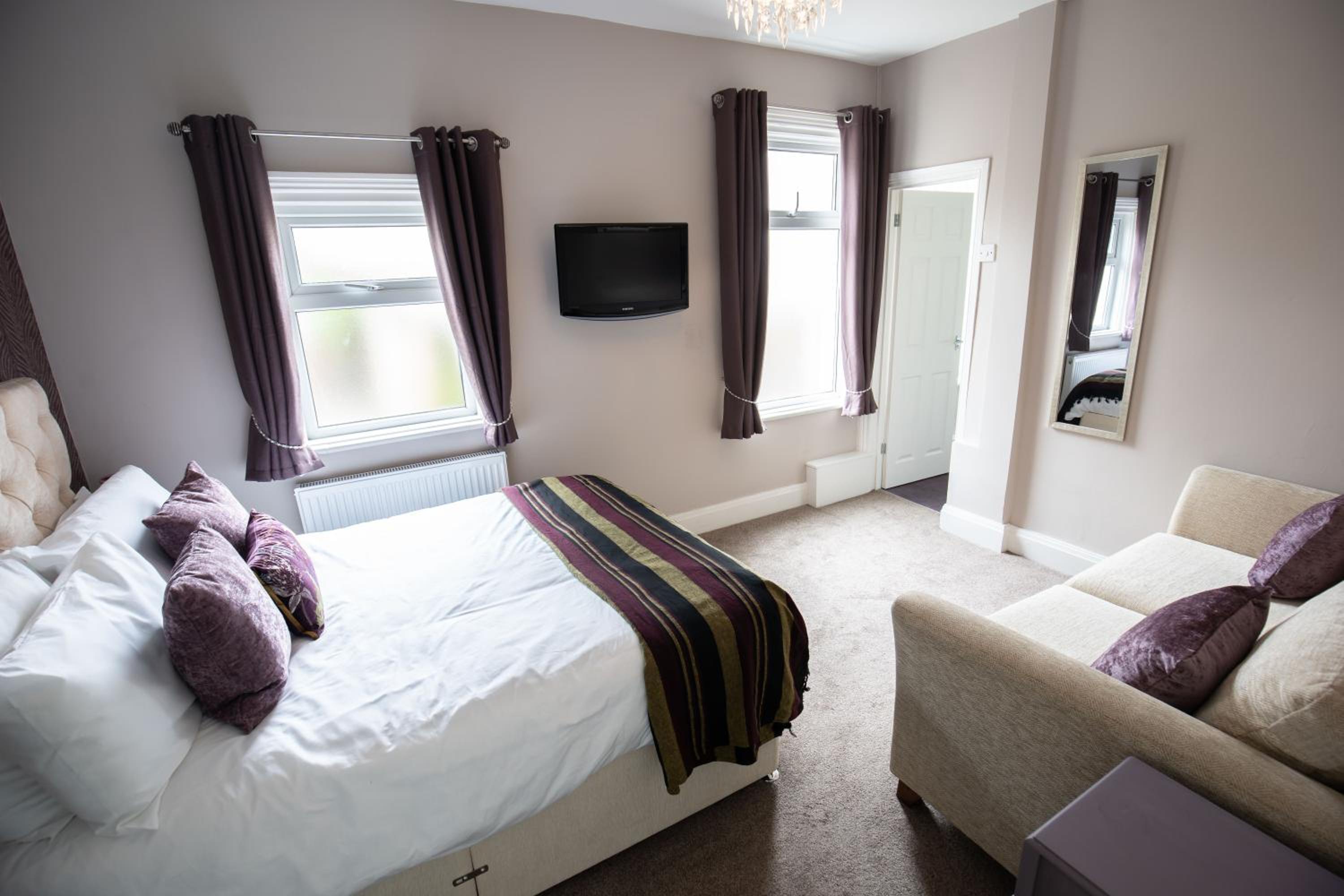 Standard Family Room - Photo 1