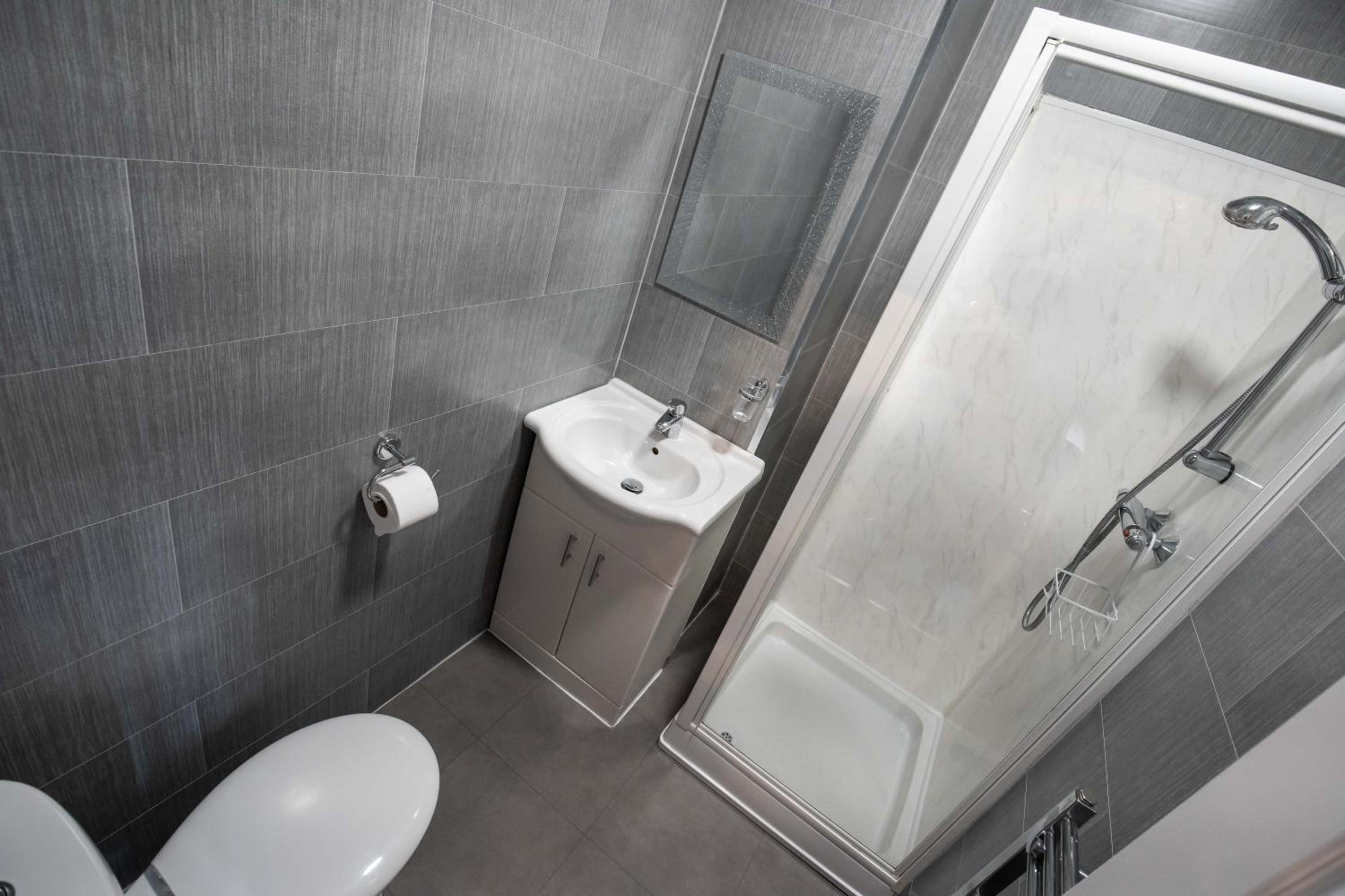 Standard Double Room - Photo 2