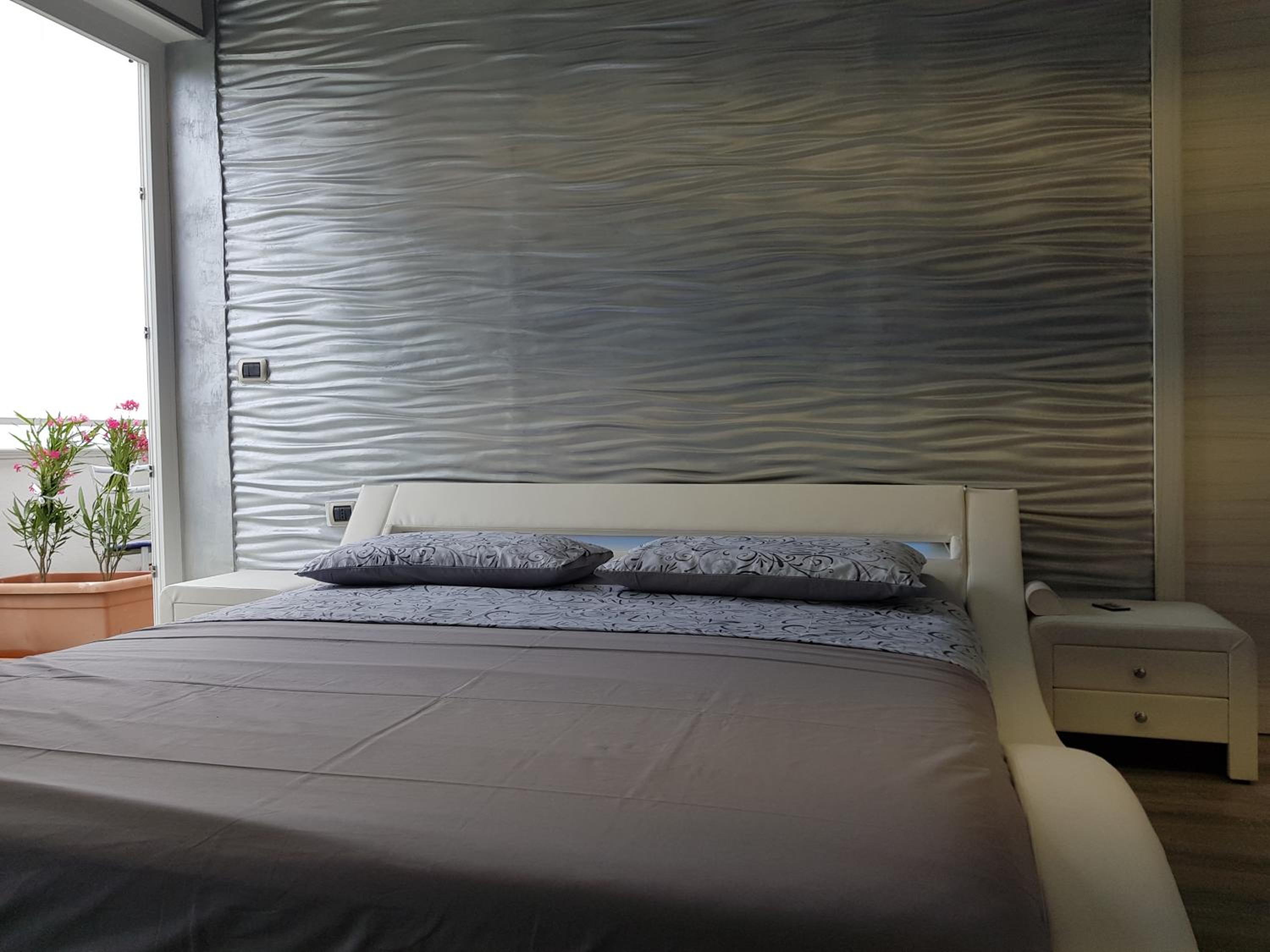 King Room with Spa Bath - Photo 26