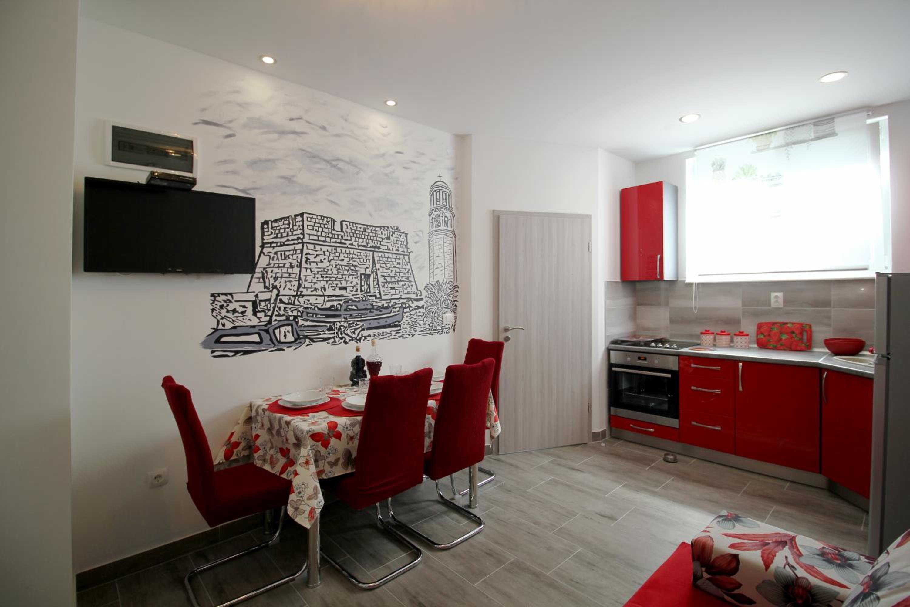 Apartment - Photo 4