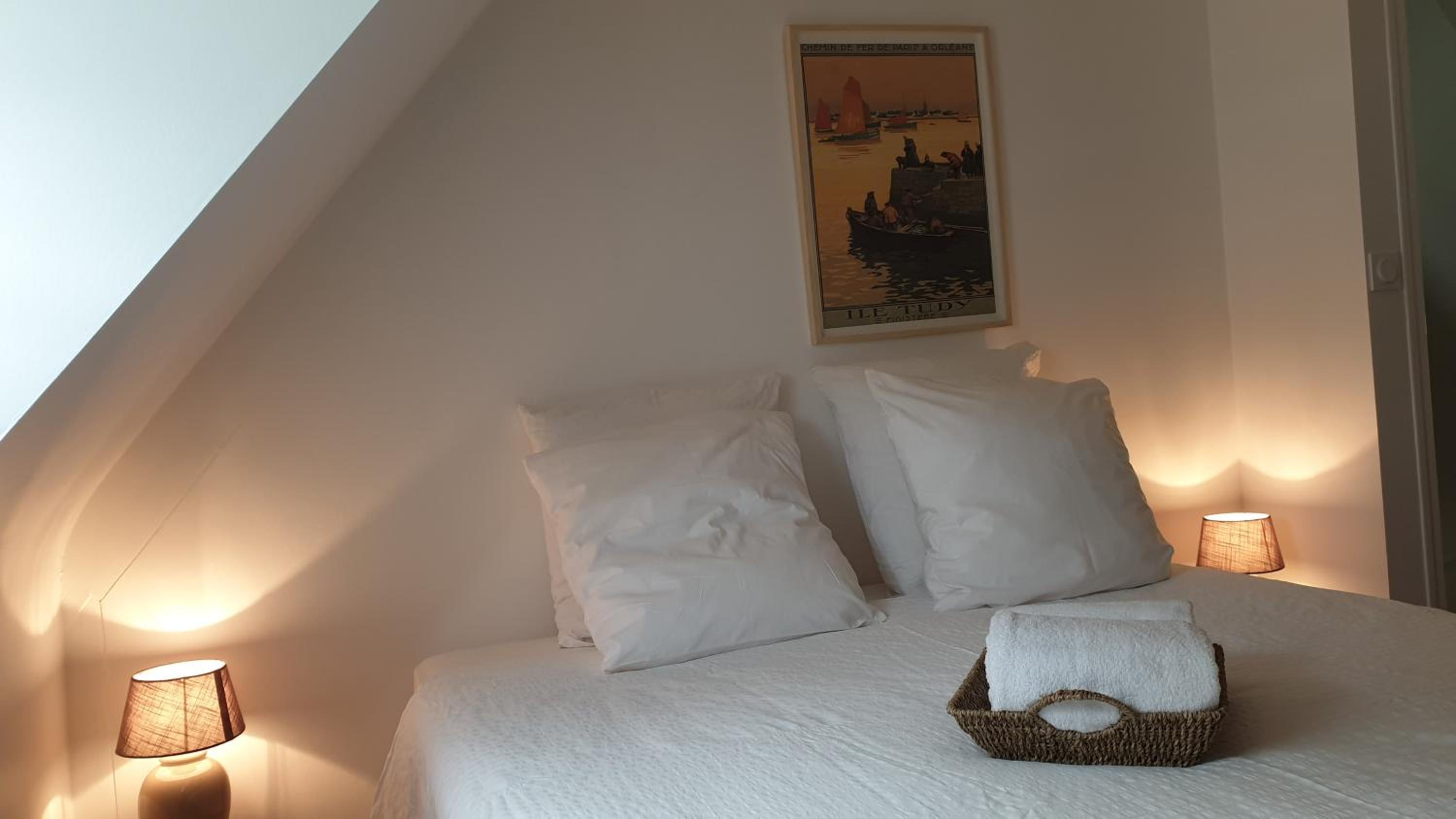 Double or Twin Room with Garden View - Photo 19