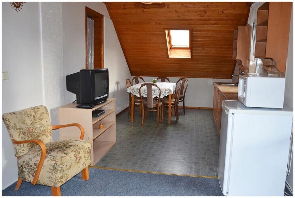 Three-Bedroom Apartment photo 1