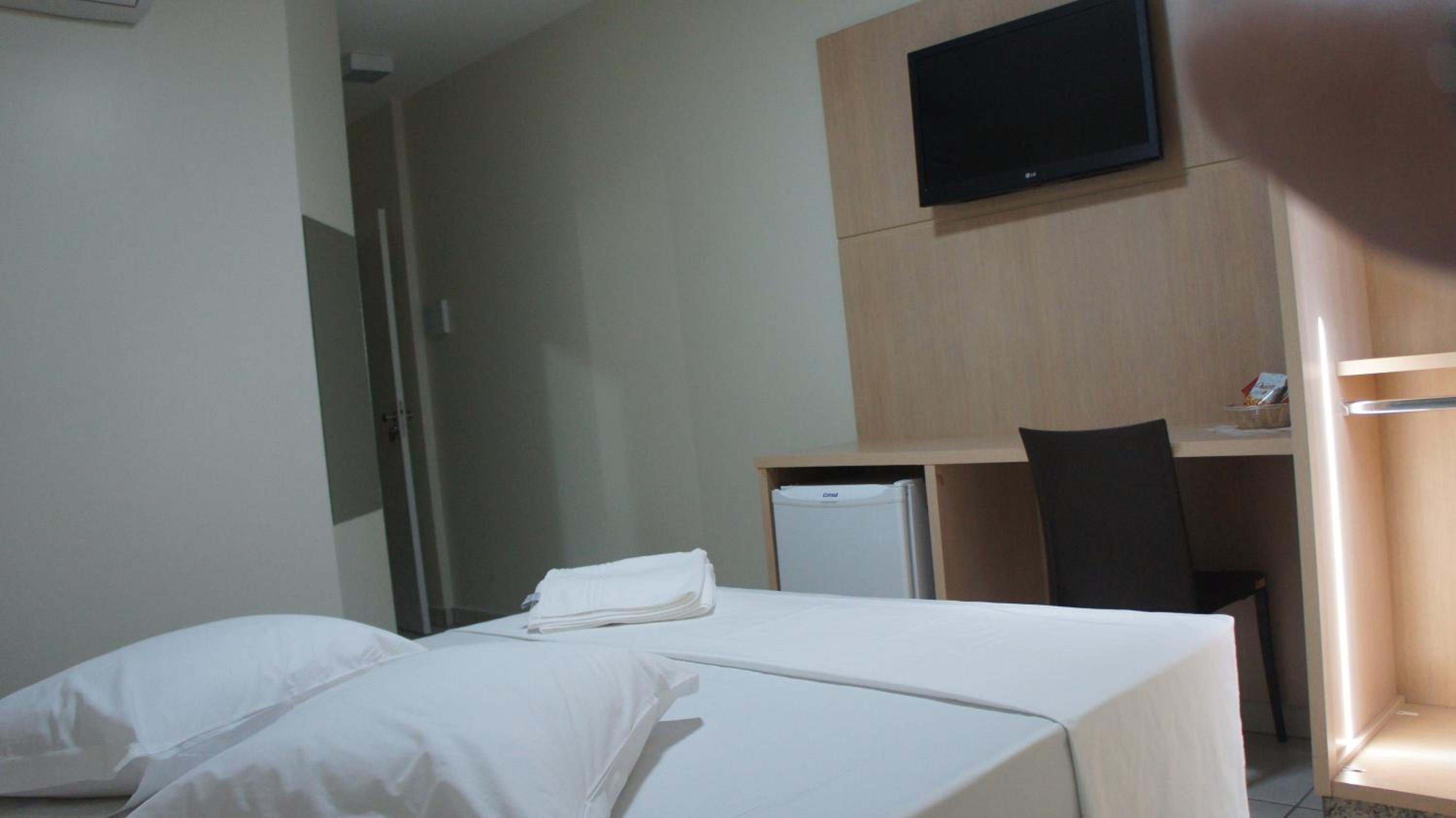 Standard Room with Double Bed photo 2