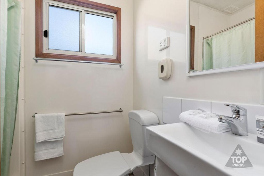 Standard Double Room - Photo 6
