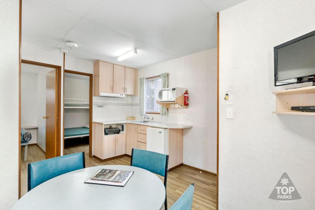 Standard Double Room - Photo 5
