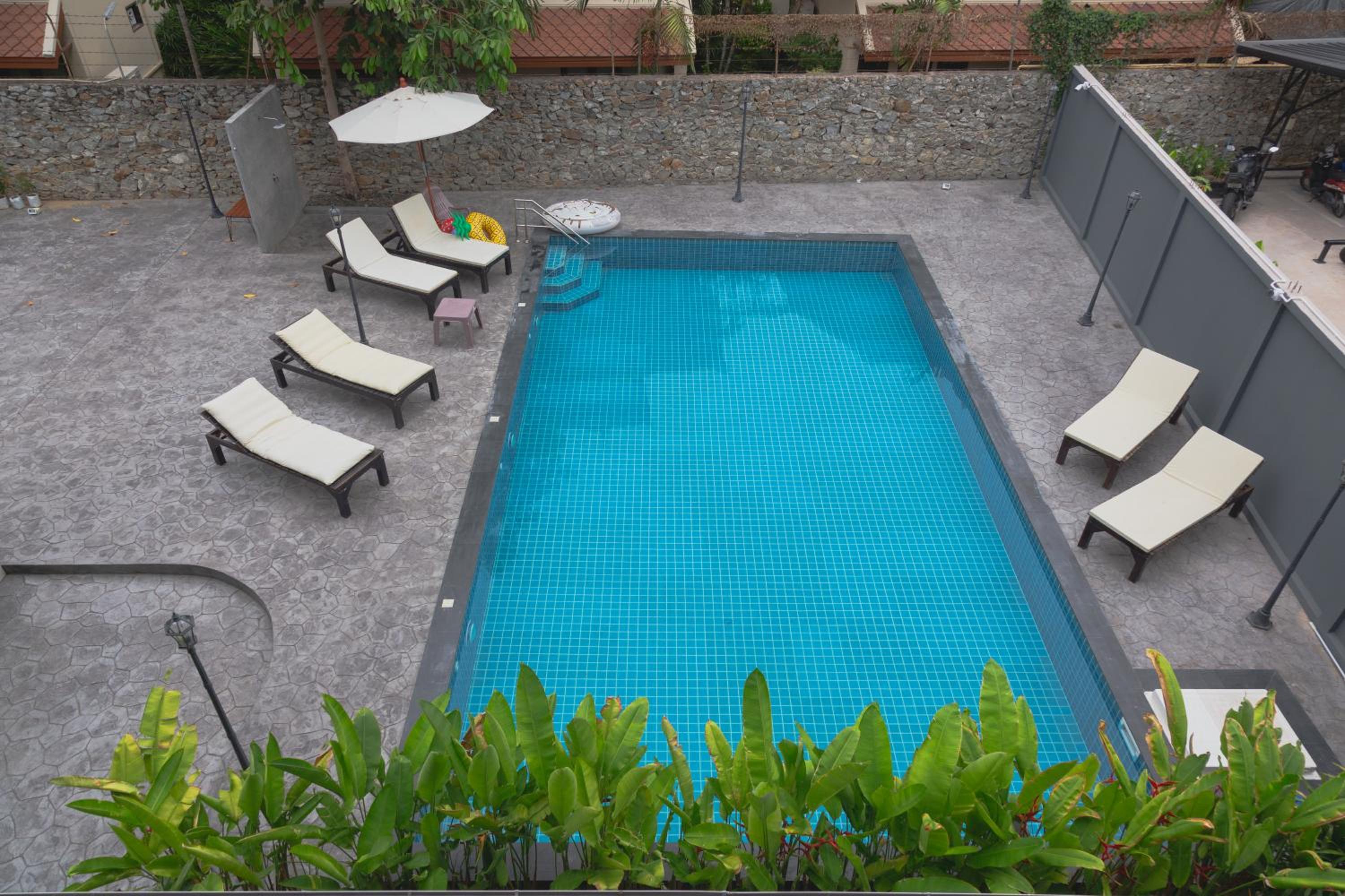 Apartment with Balcony - Photo 37