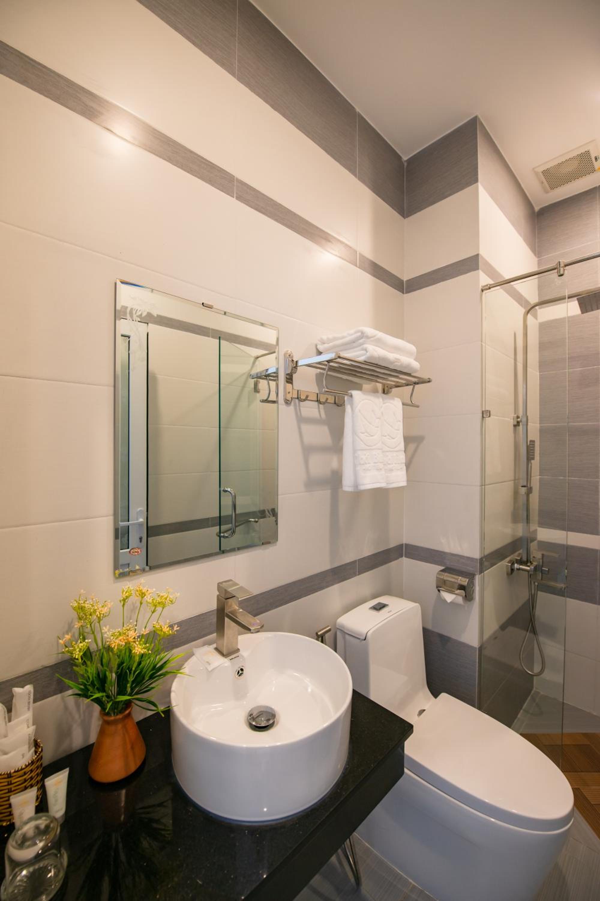 Triple Room with Shower photo 3