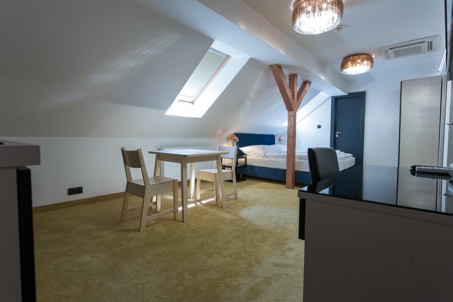 Loft - Photo 21