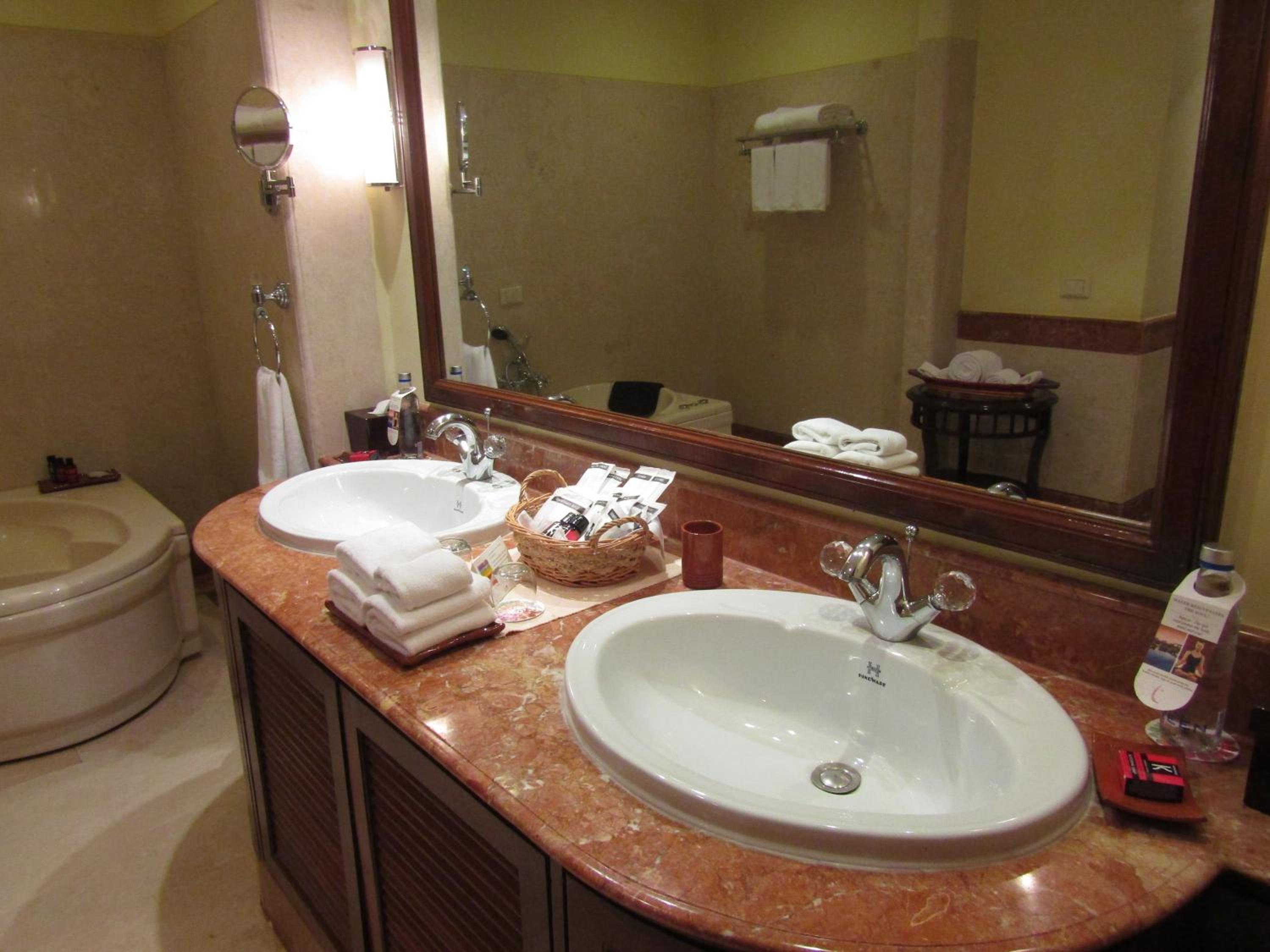 Sea View Suite Twin photo