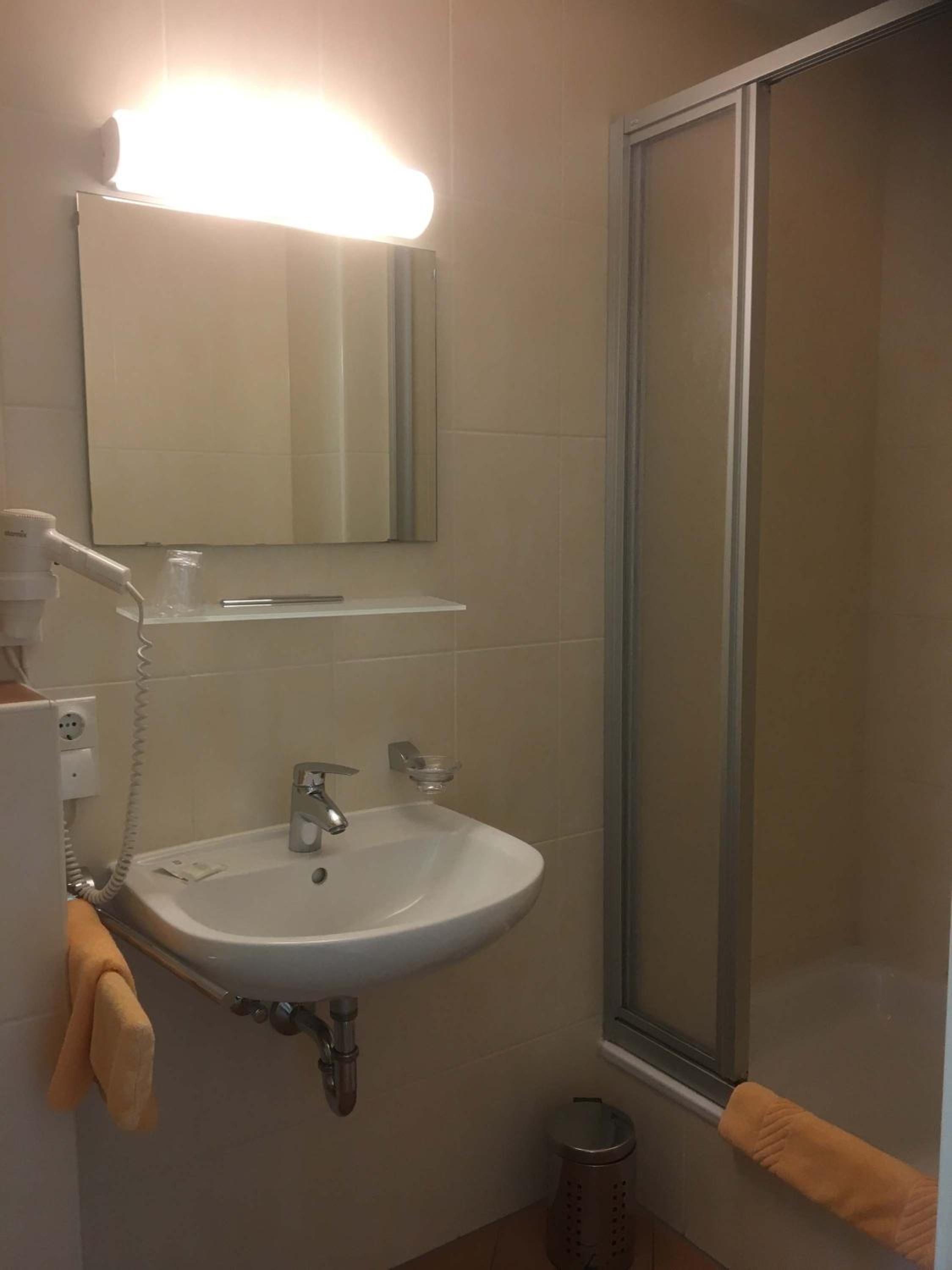 Superior Single Room photo 3