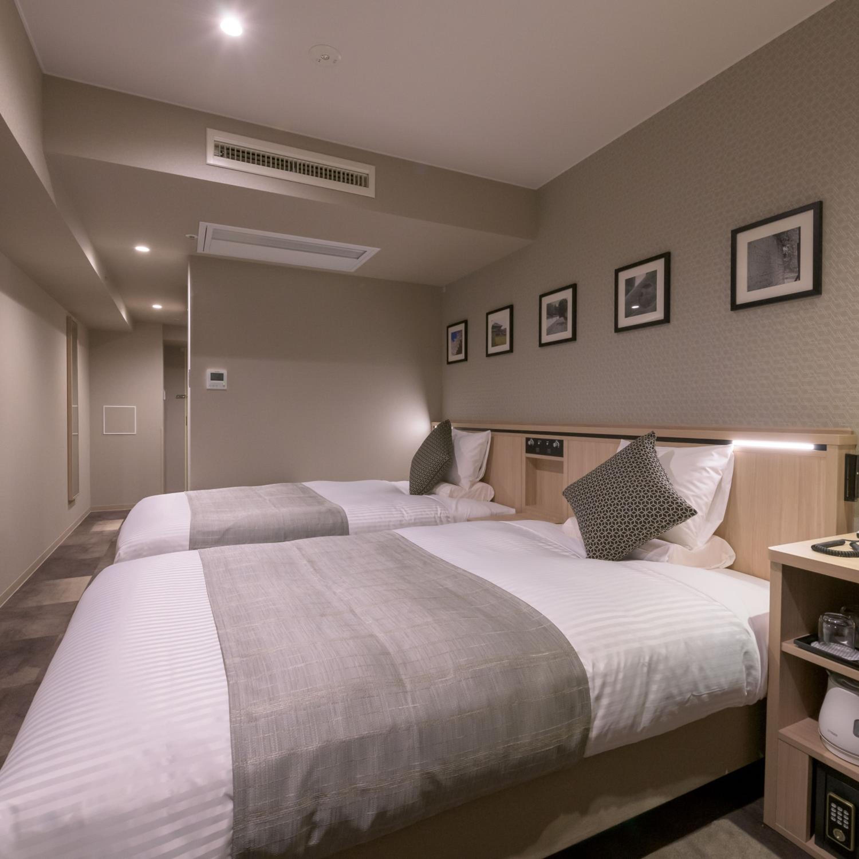 Superior Twin Room - Non-Smoking photo 3
