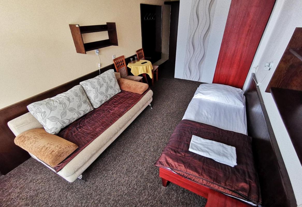 Economy Double Room photo 1