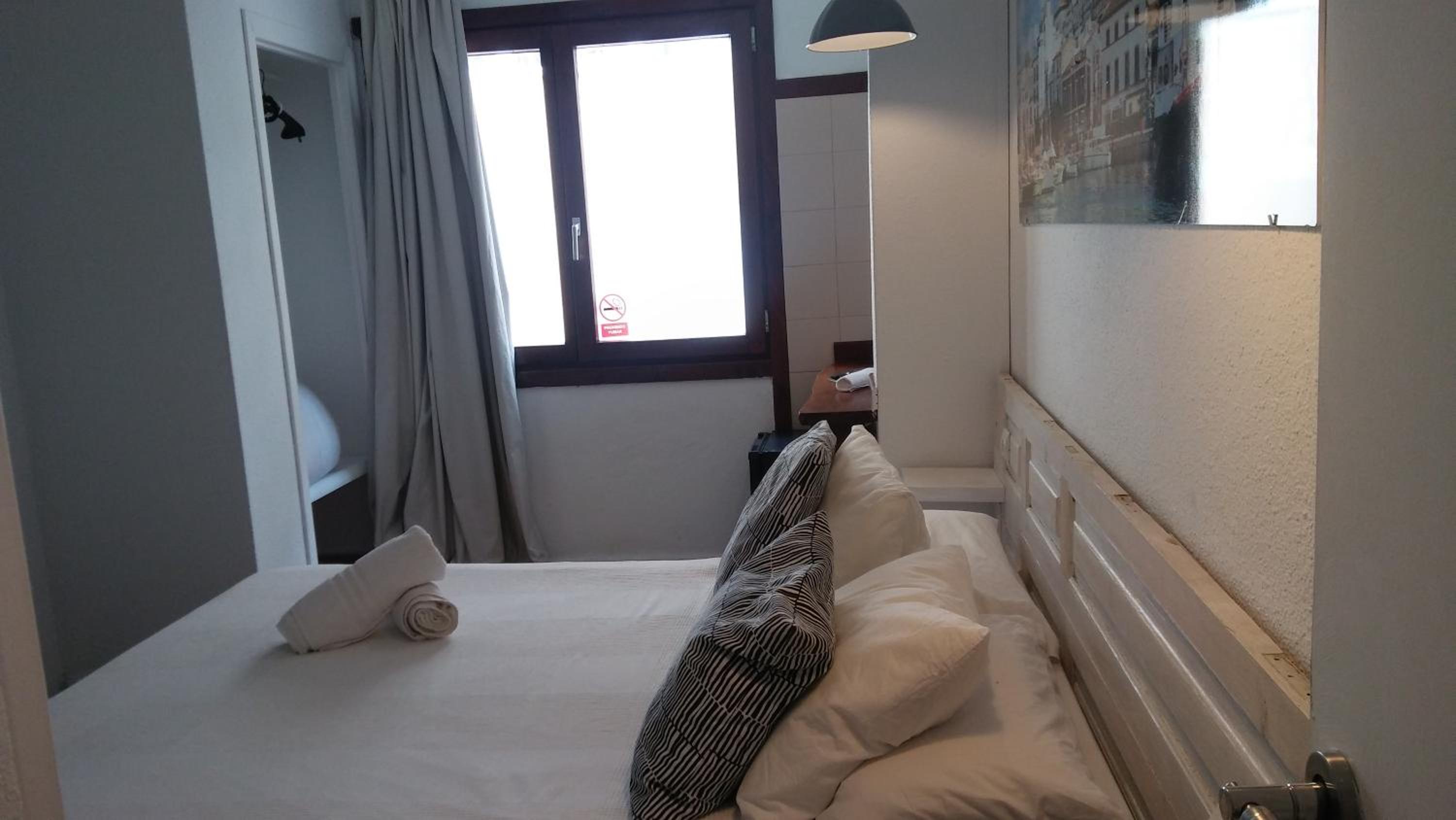 Habitación Doble Deluxe con Ducha