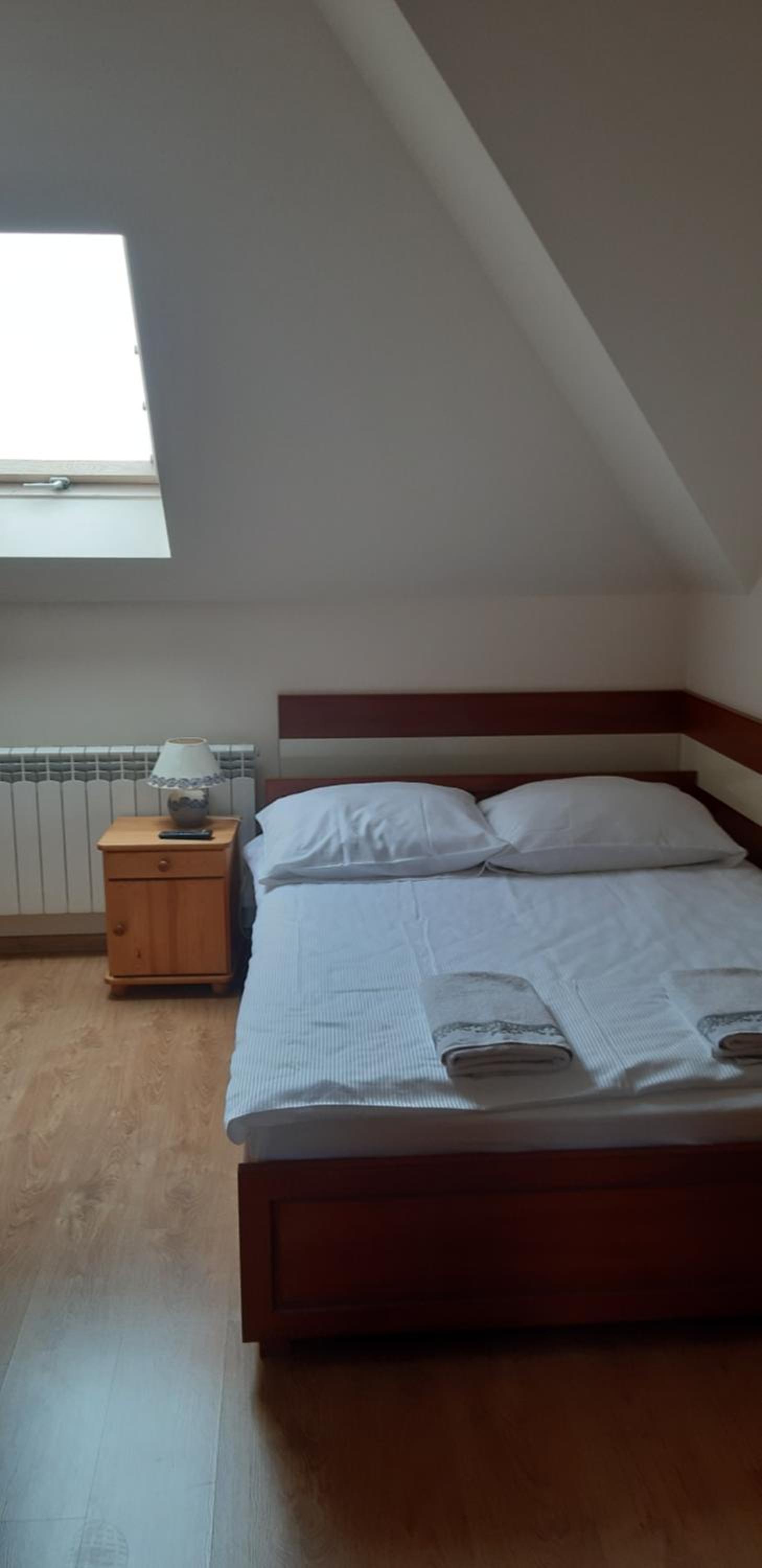 Small Double or Twin Room photo 1