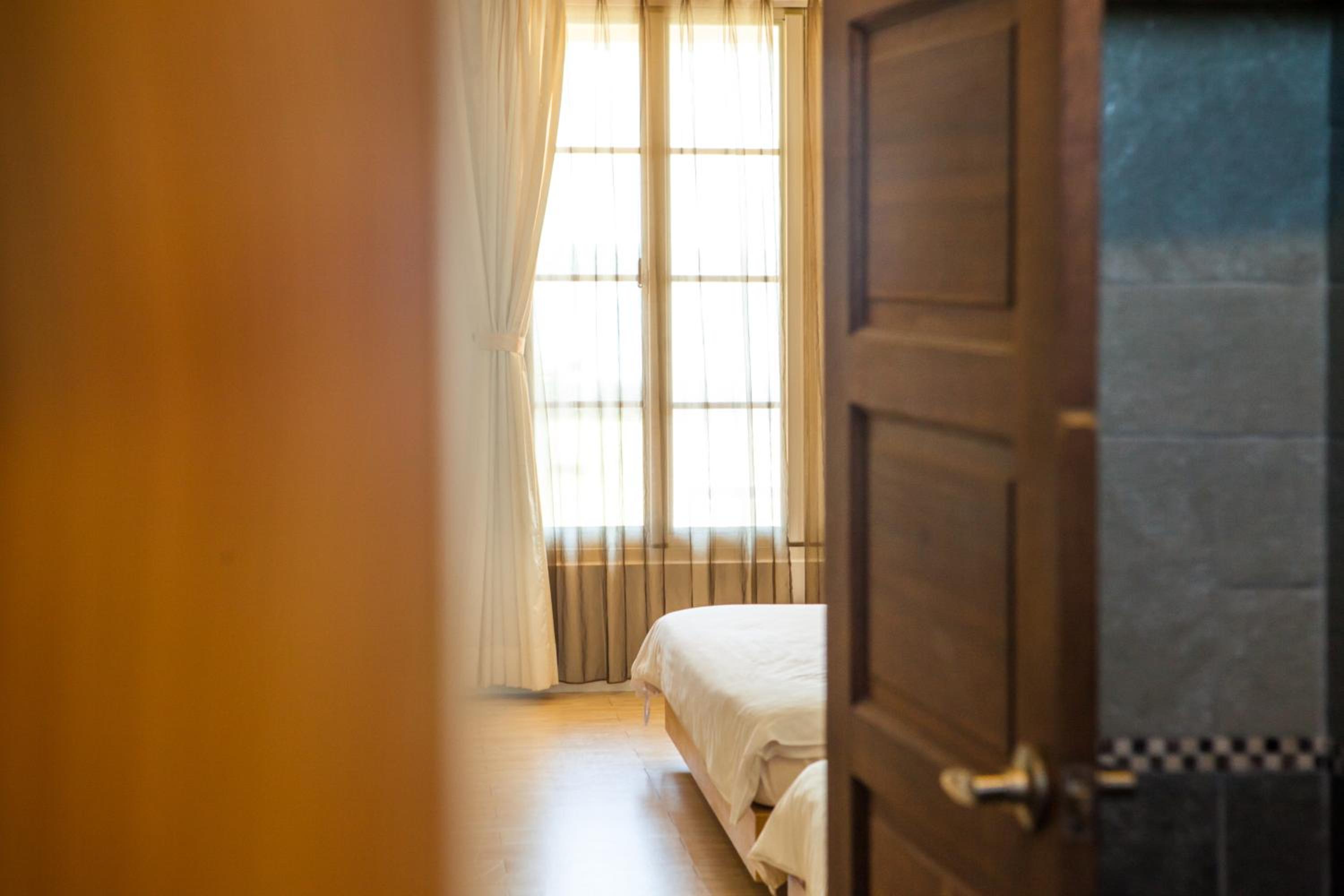 Quadruple Room with Sea View - Photo 2