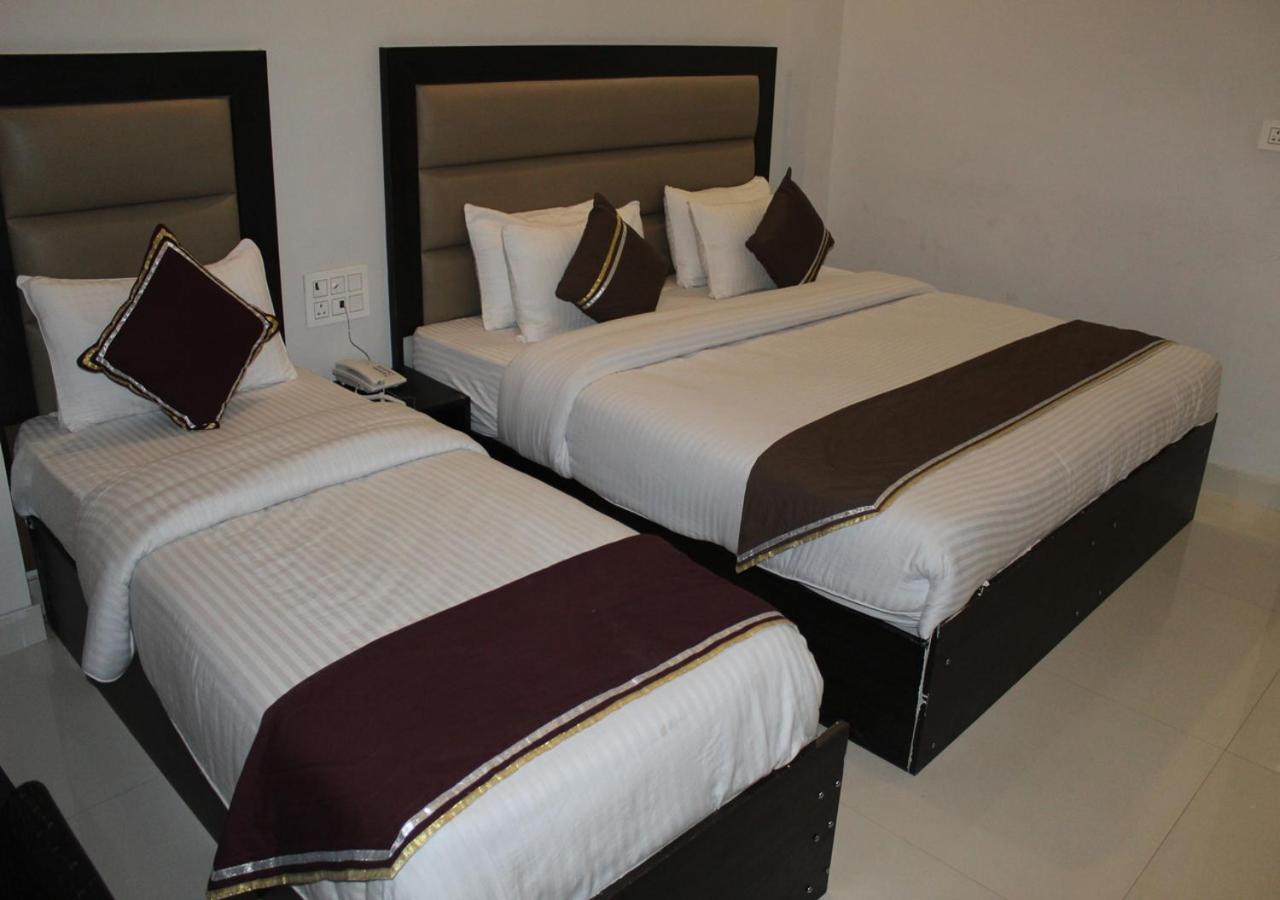 Premium Triple Room - Photo 4