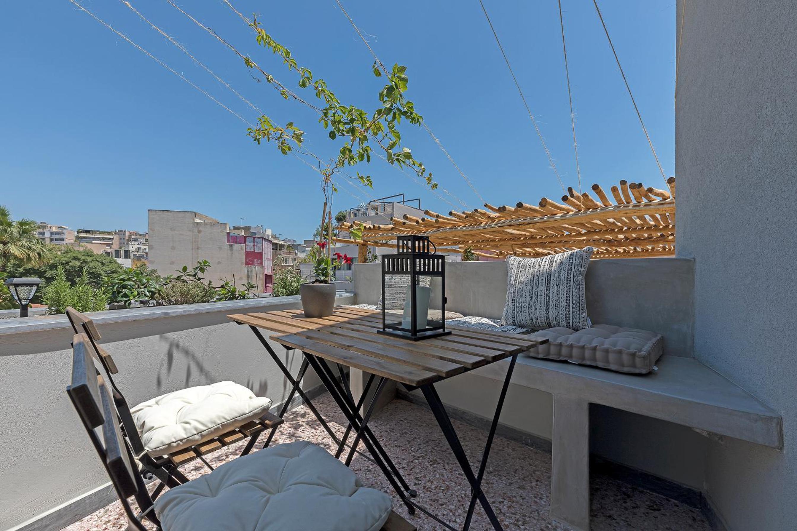 Apartment with Acropolis View photo 3