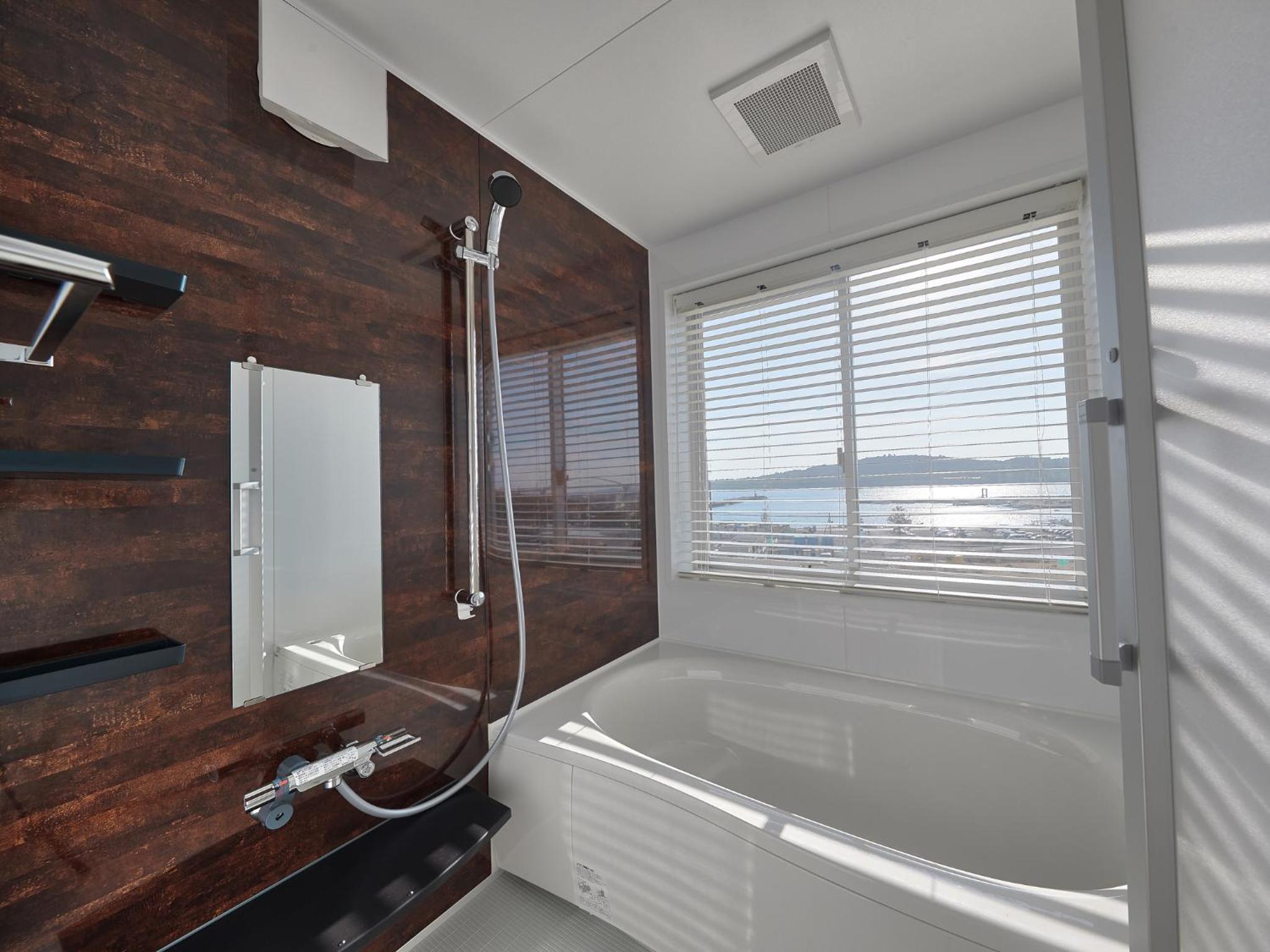 Quadruple Room with Sea View - Photo 16