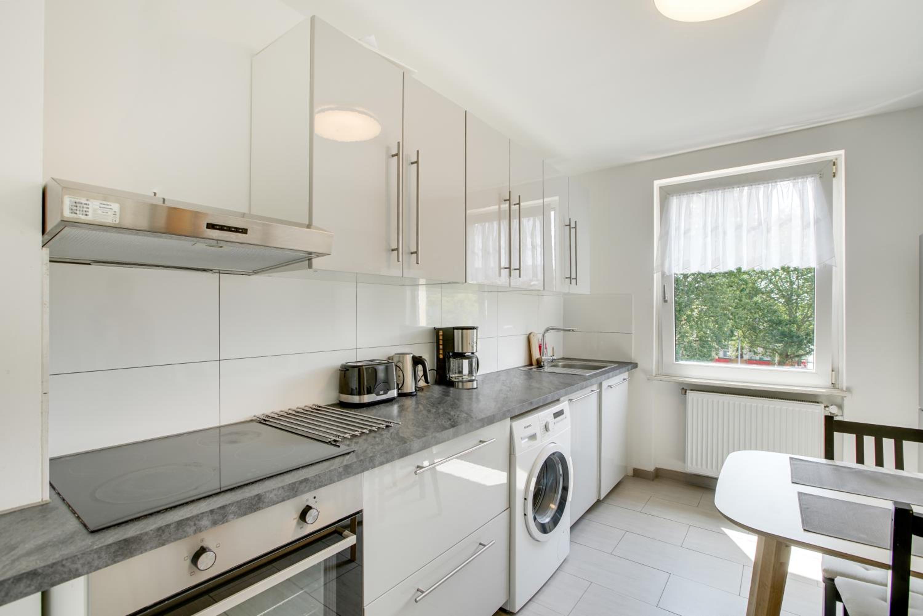 One-Bedroom Apartment - Photo 23