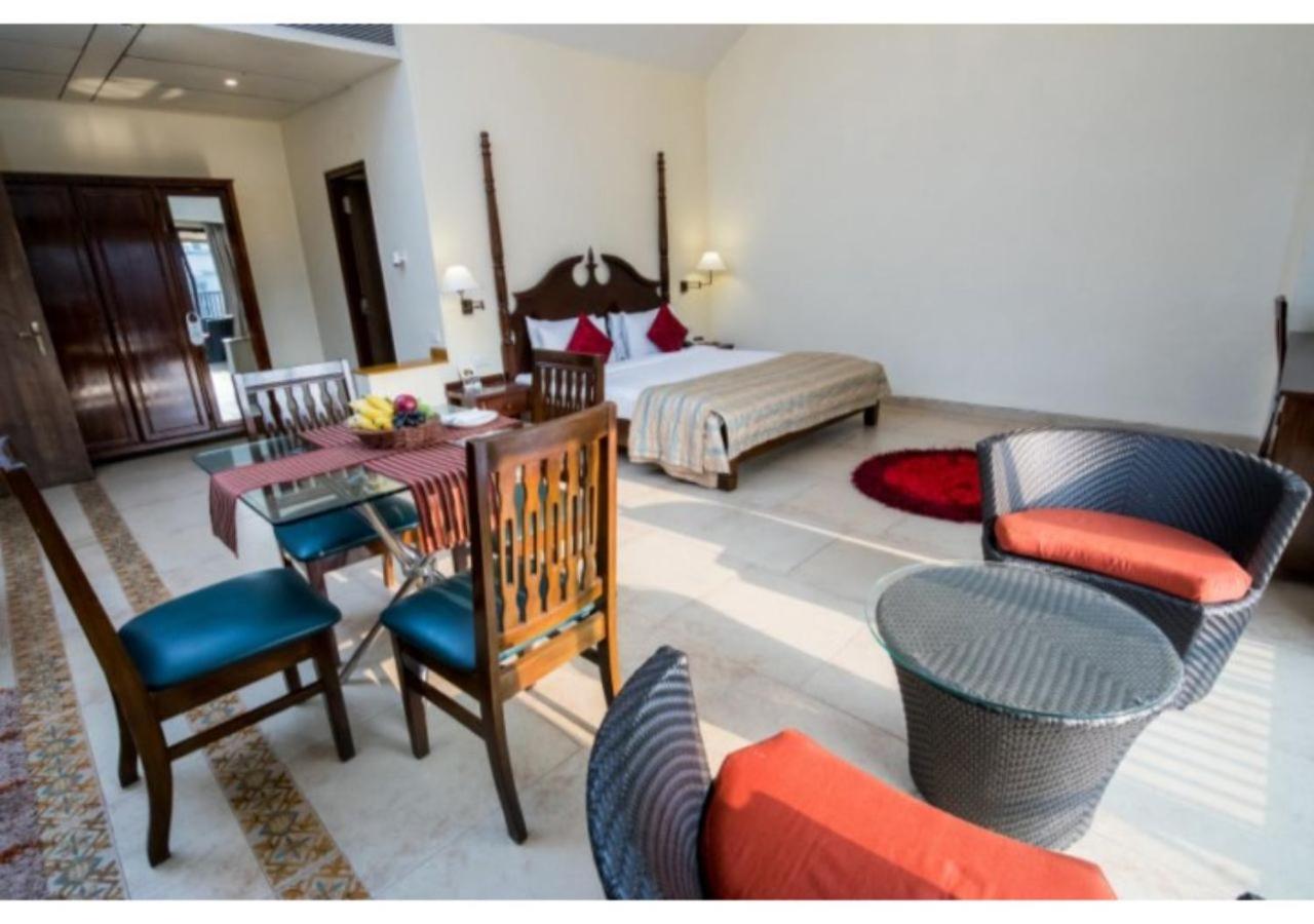 Premium Suite - Book 3 nights and avail shared airport pick & drop at scheduled timings only