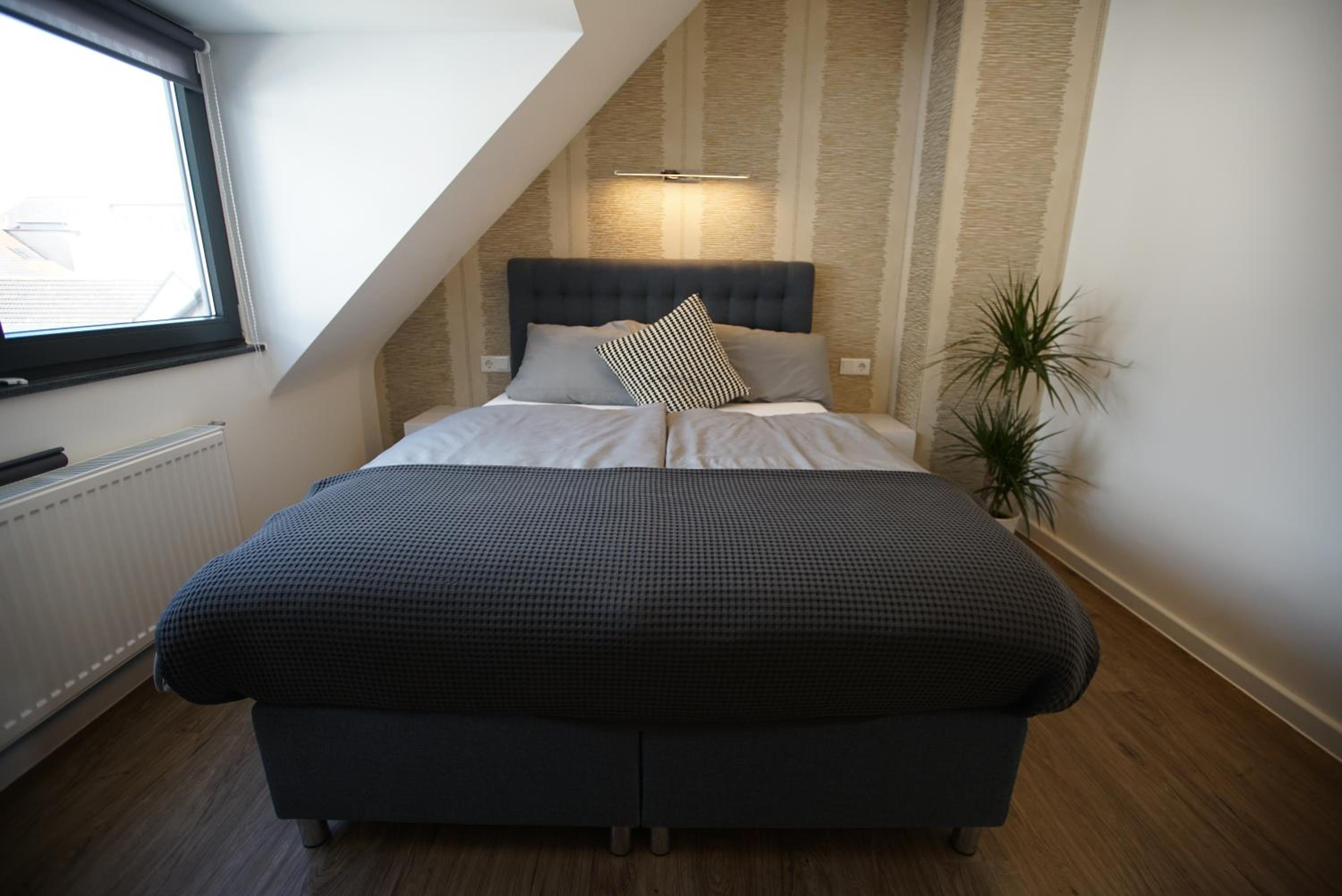 One-Bedroom Apartment - Photo 45