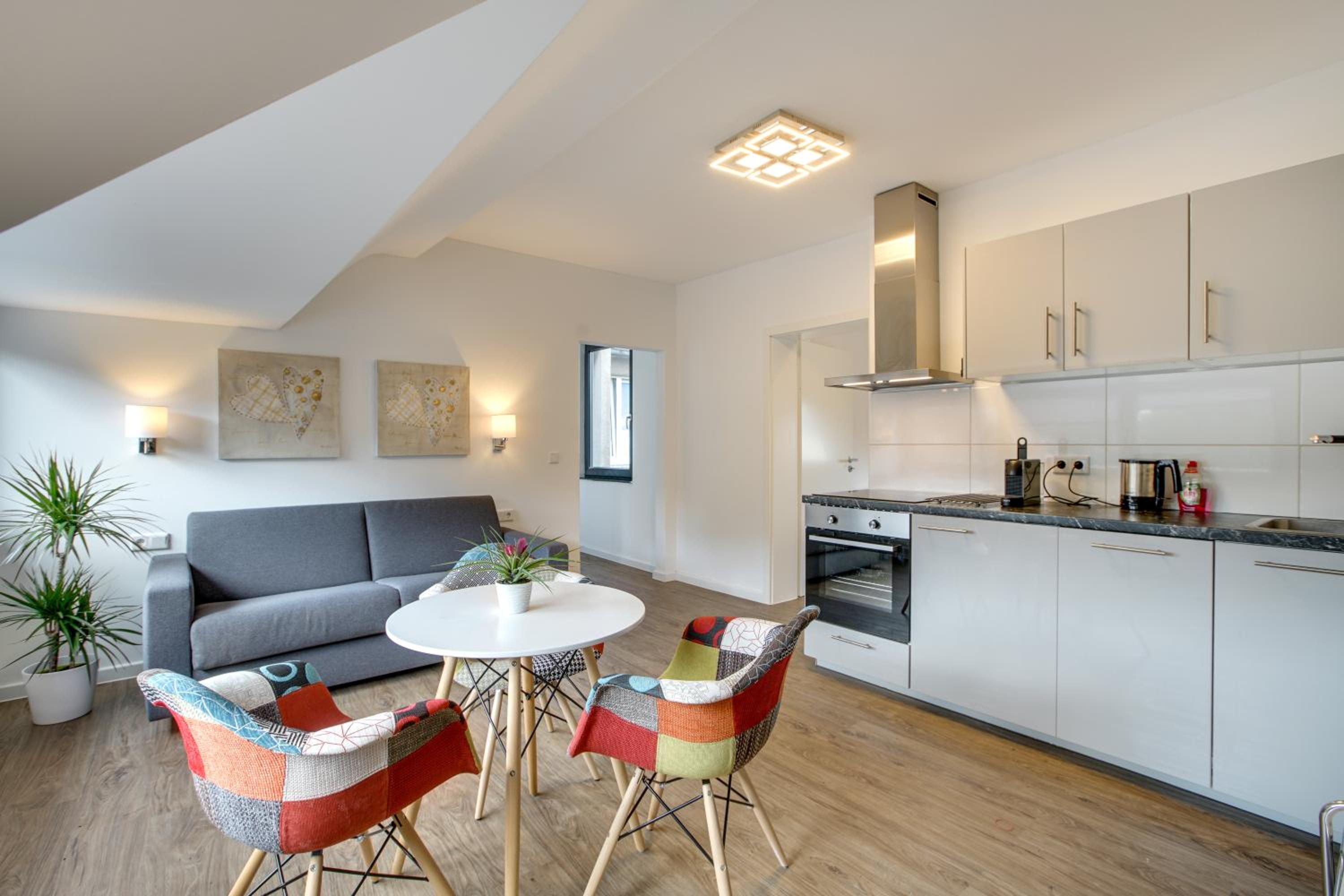 One-Bedroom Apartment - Photo 25