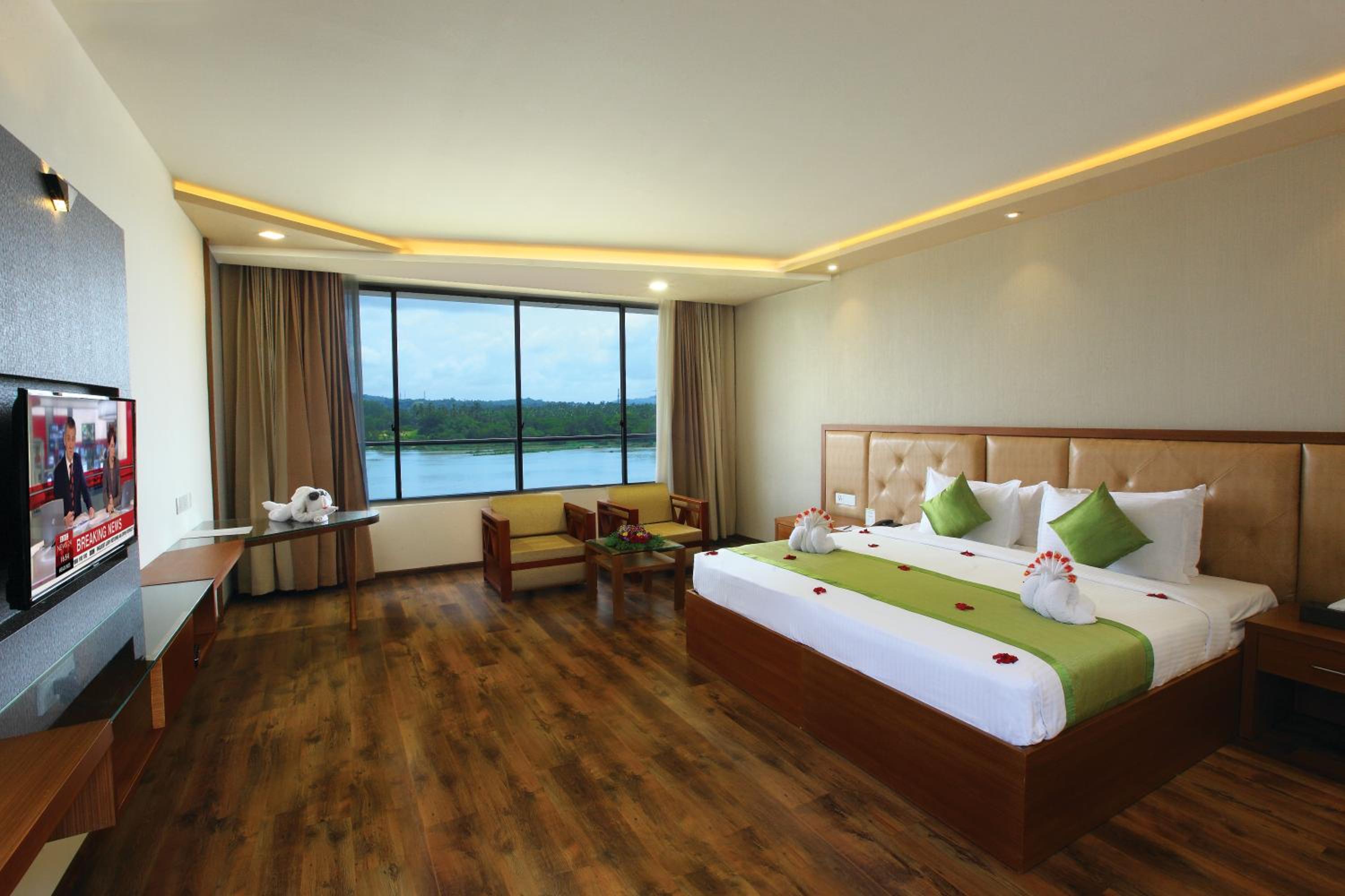 Superior Suite photo 2