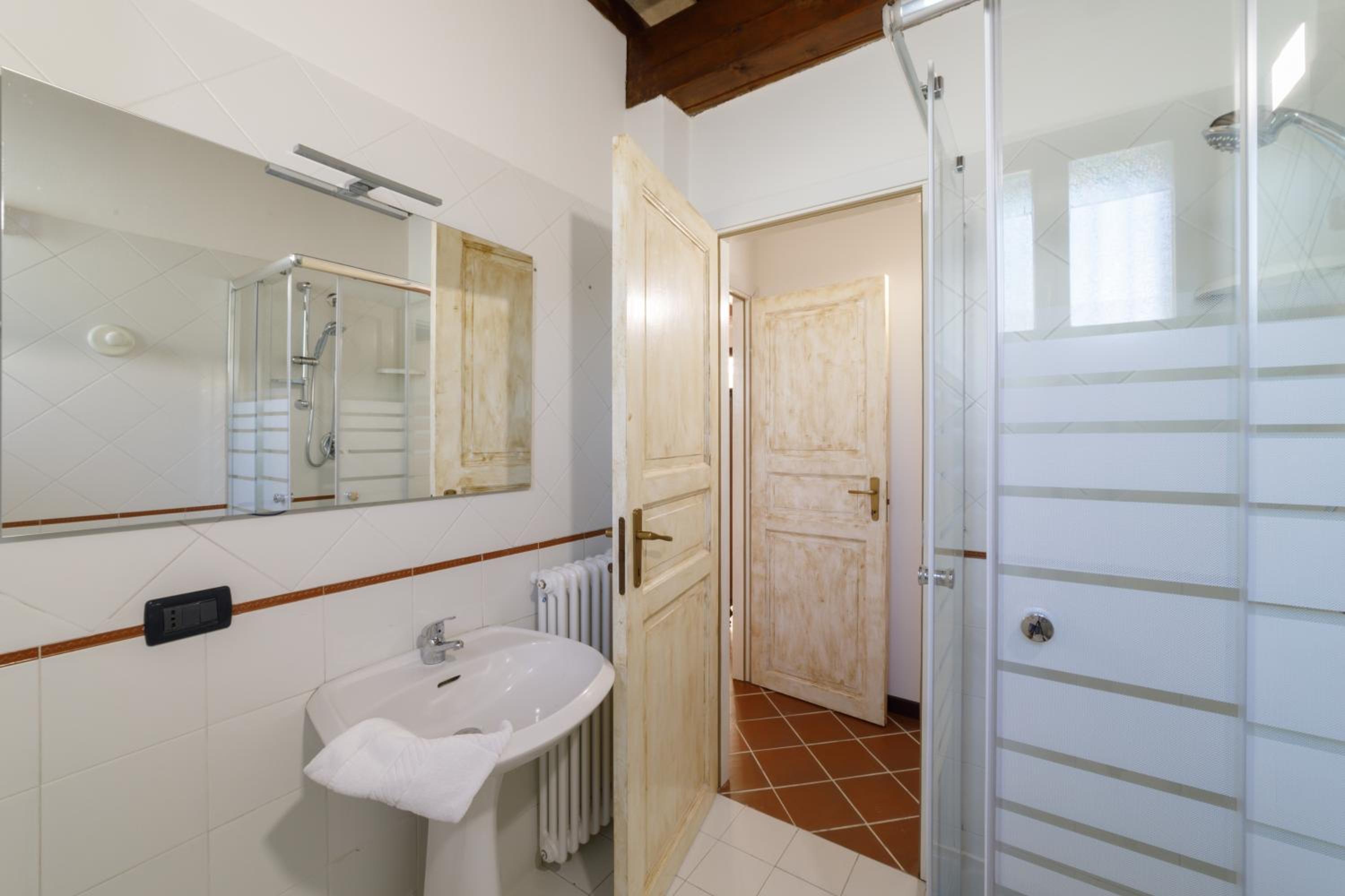 Superior Apartment - Photo 11