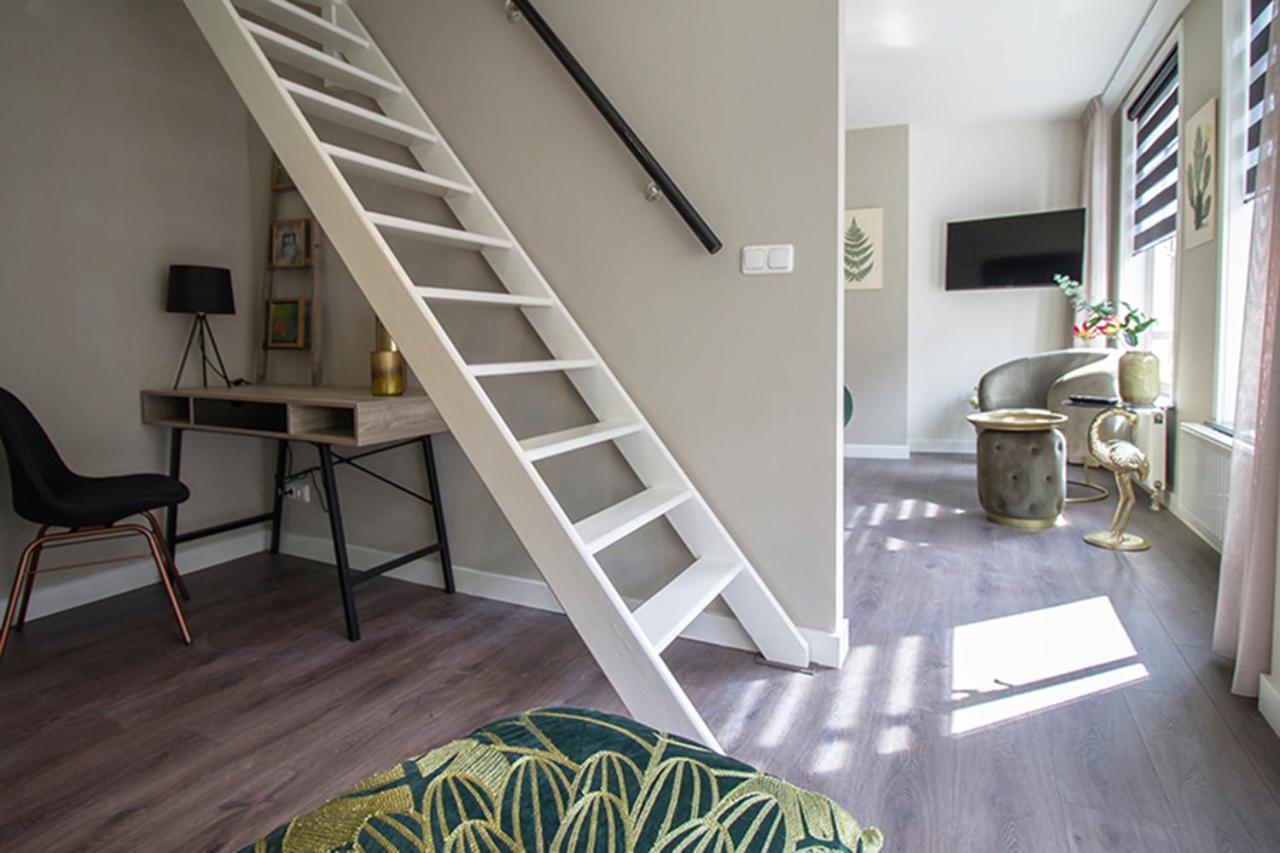 Apartment - Split Level 04 - Photo 11