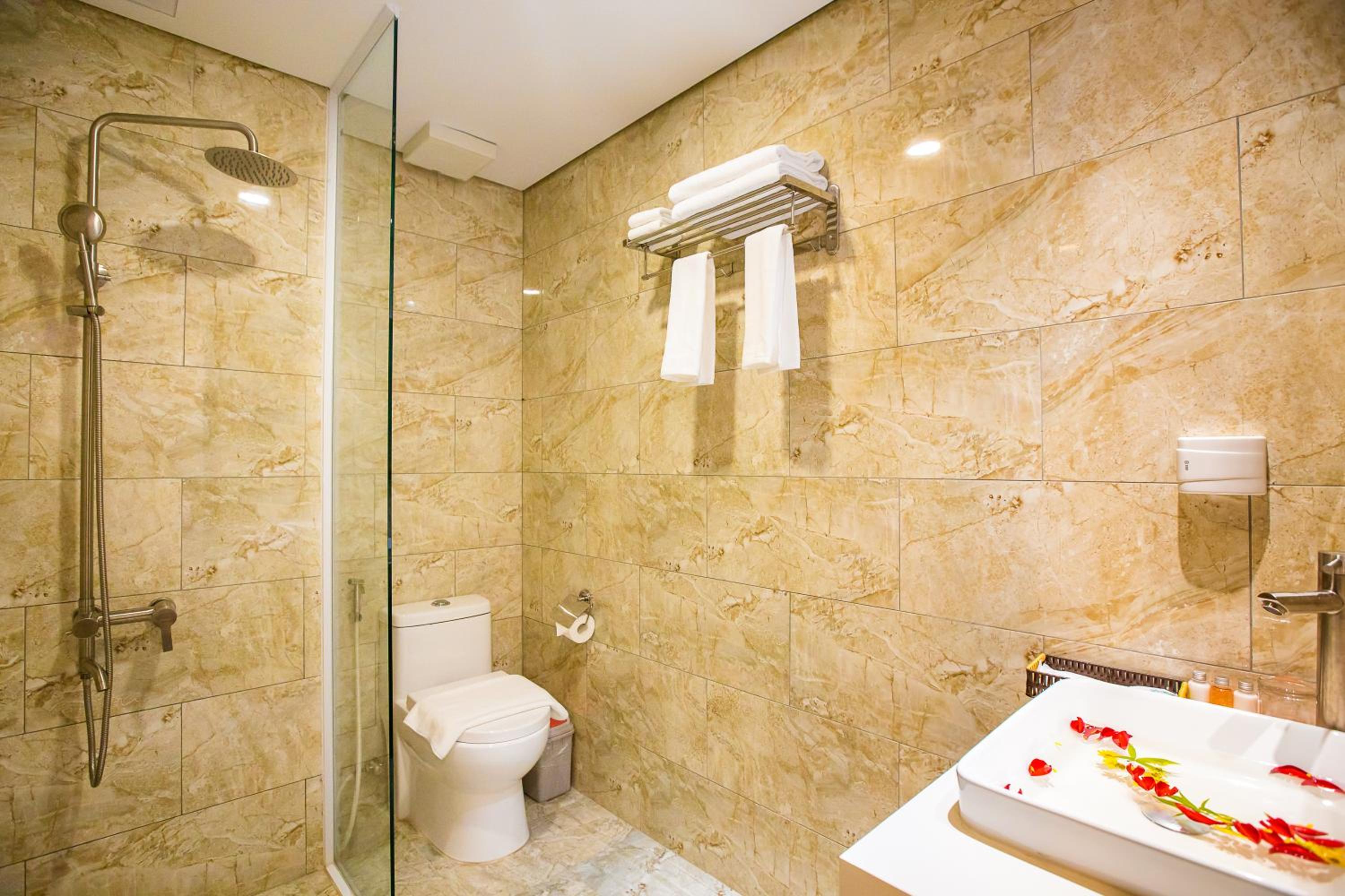 Deluxe Twin Room - Photo 3